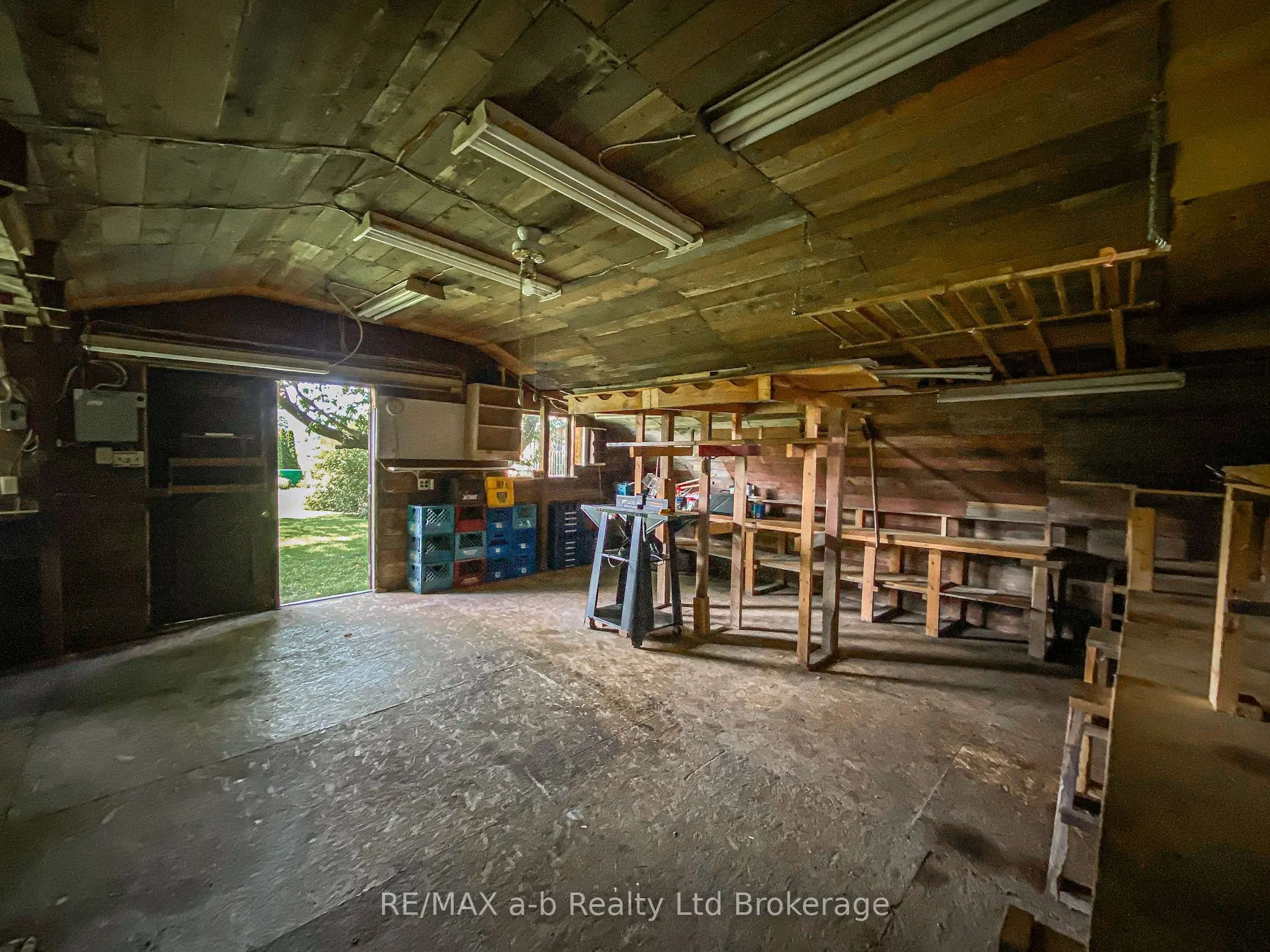 6 Kirwin Drive