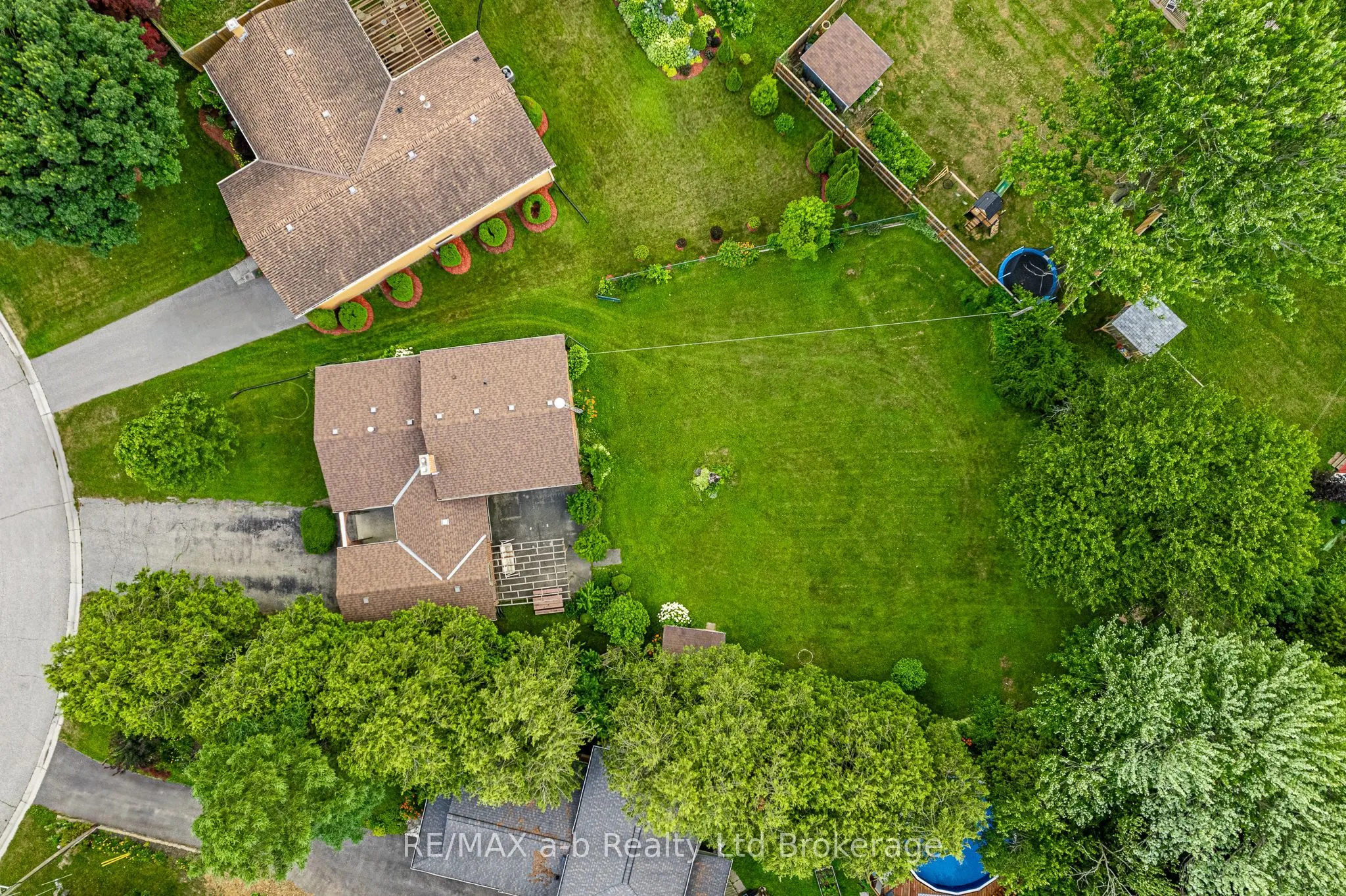 6 Kirwin Drive