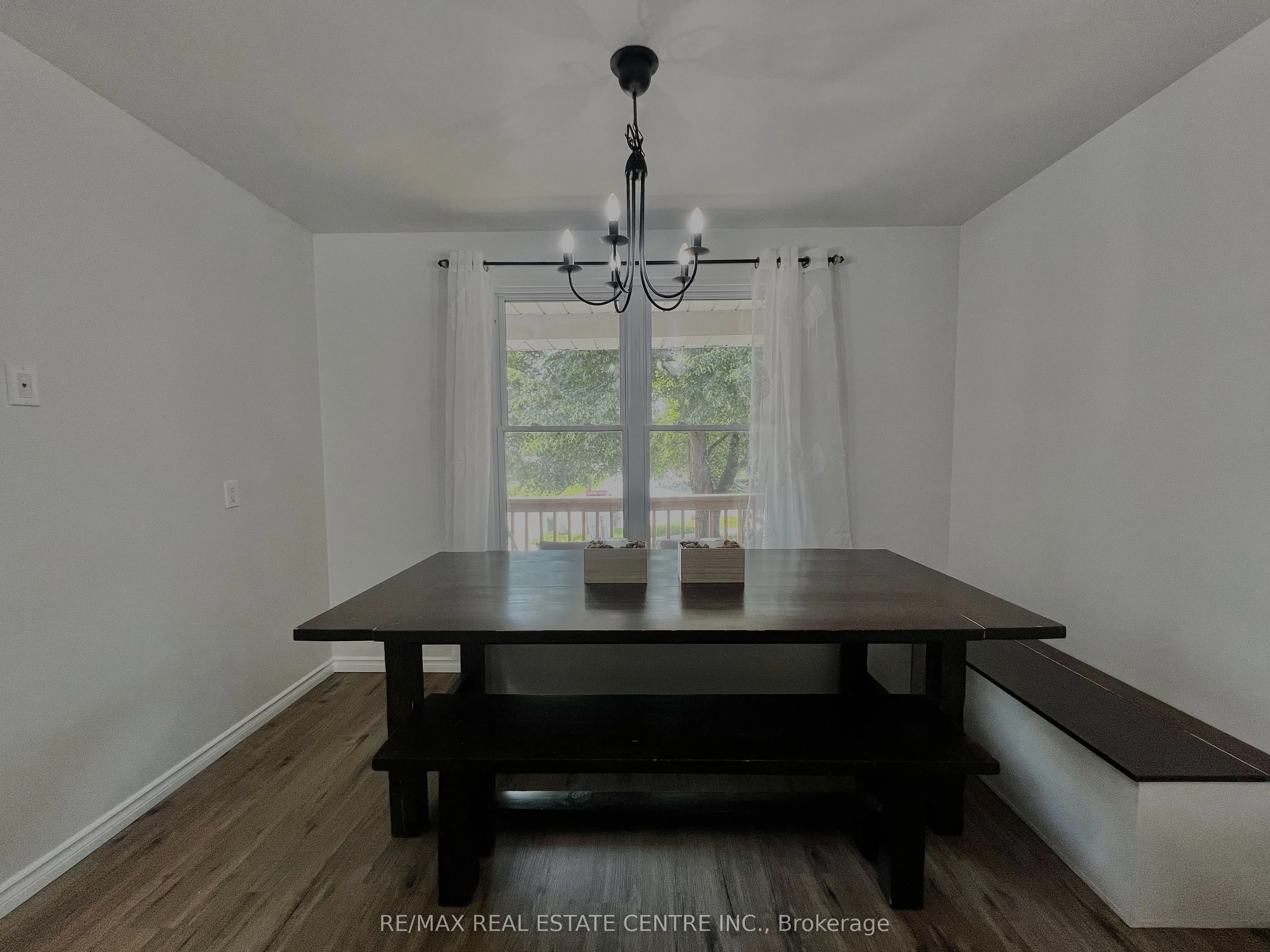 504 Pineview Gardens