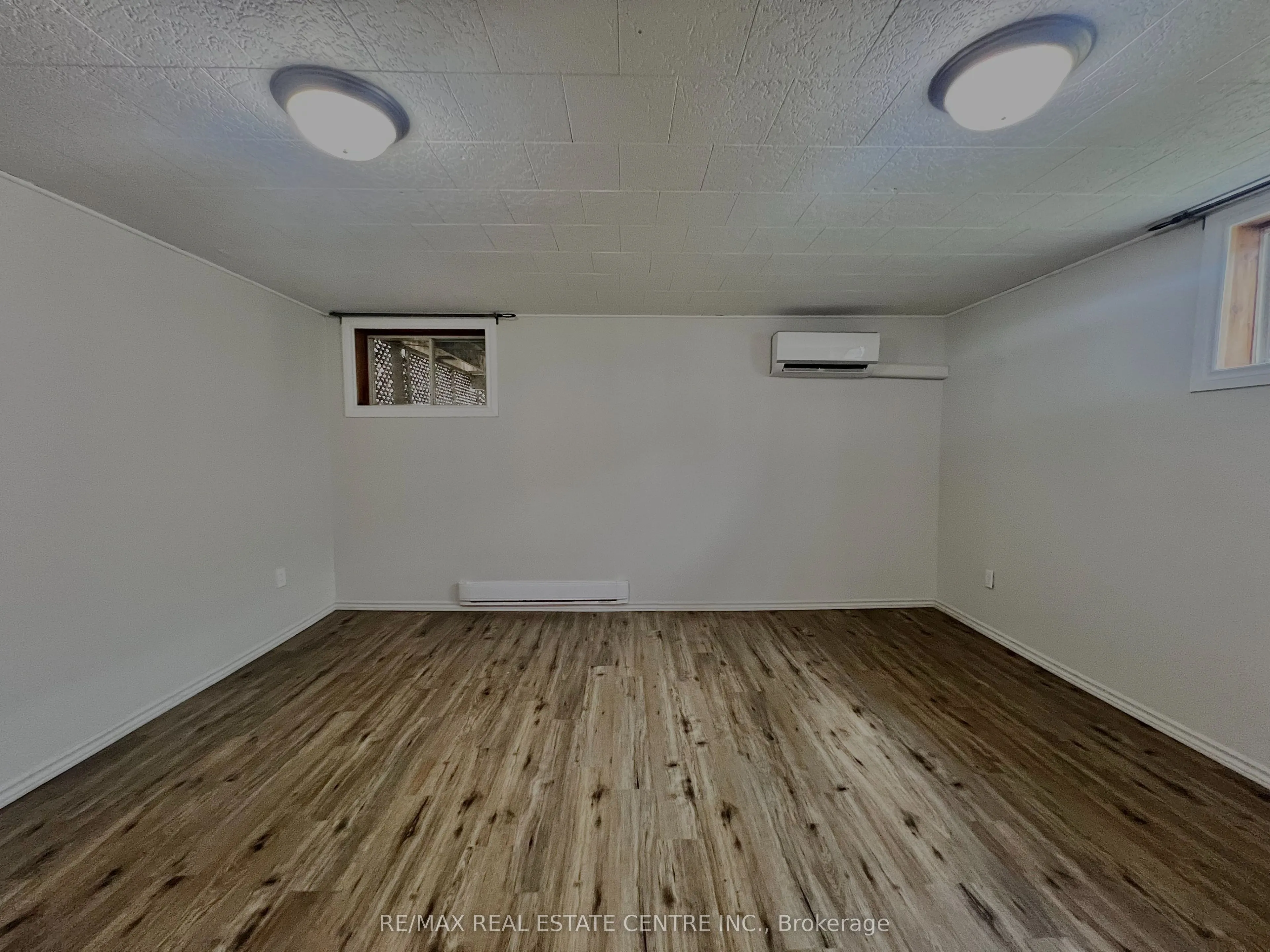 504 Pineview Gardens