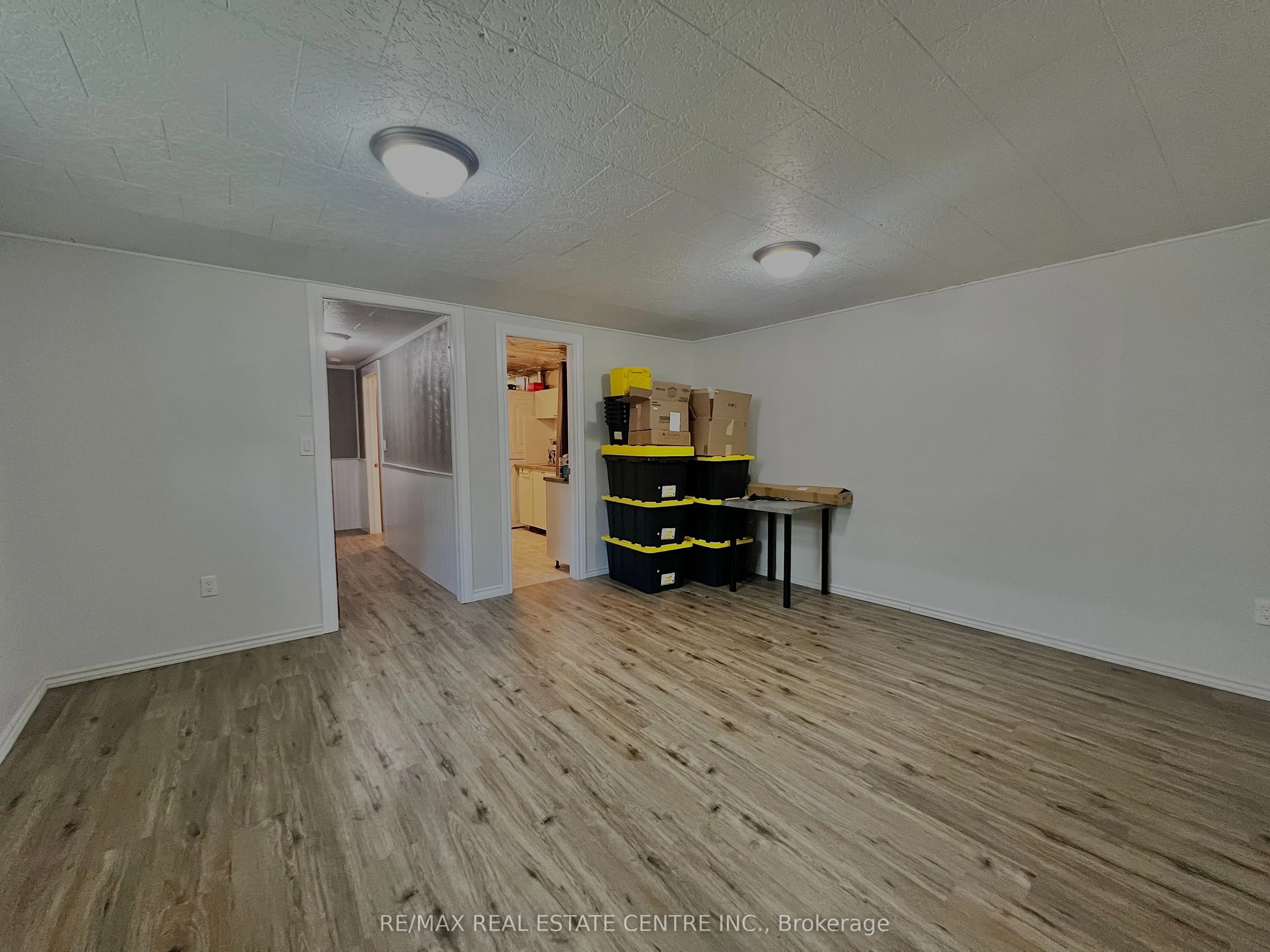 504 Pineview Gardens