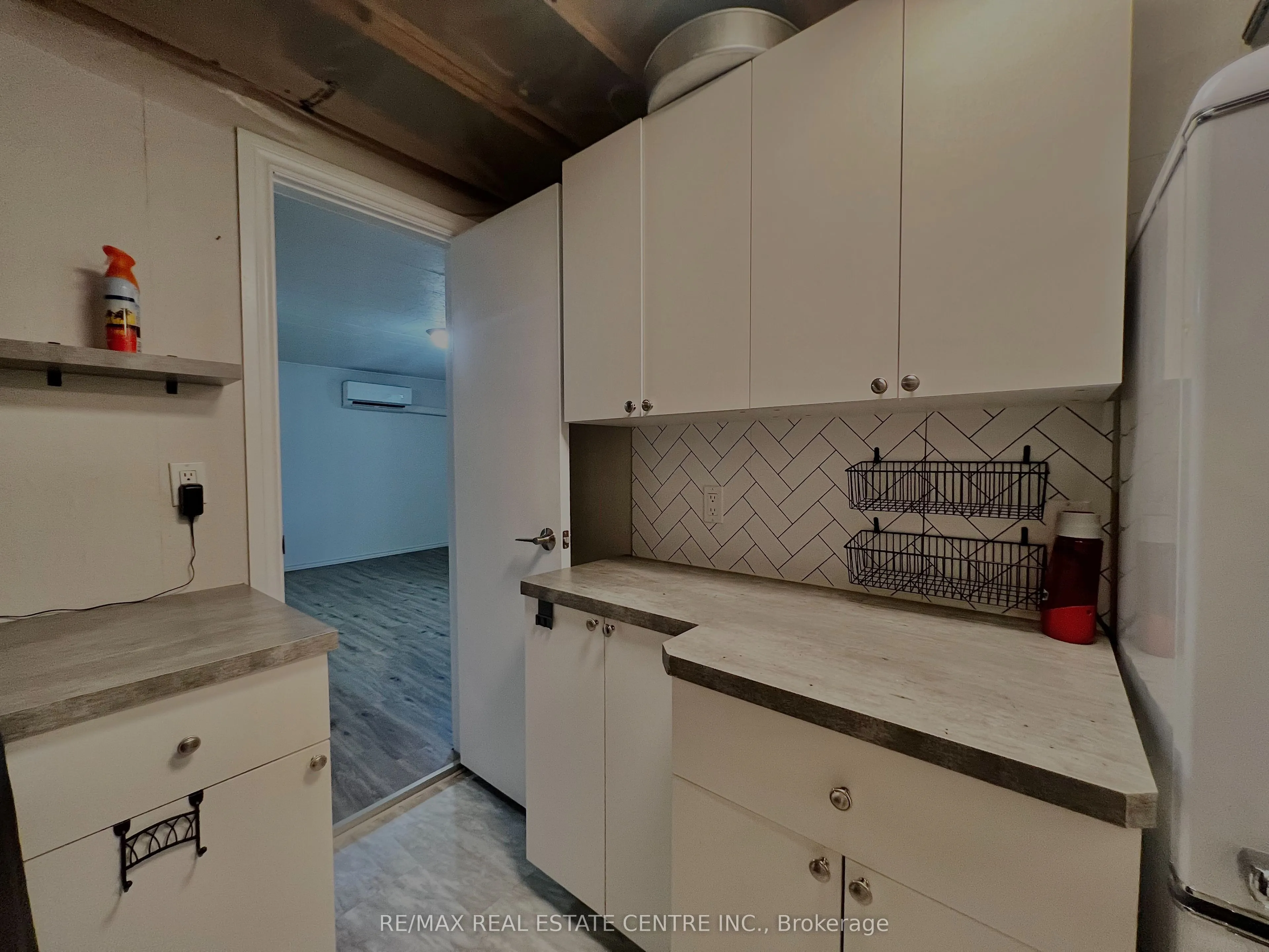 504 Pineview Gardens
