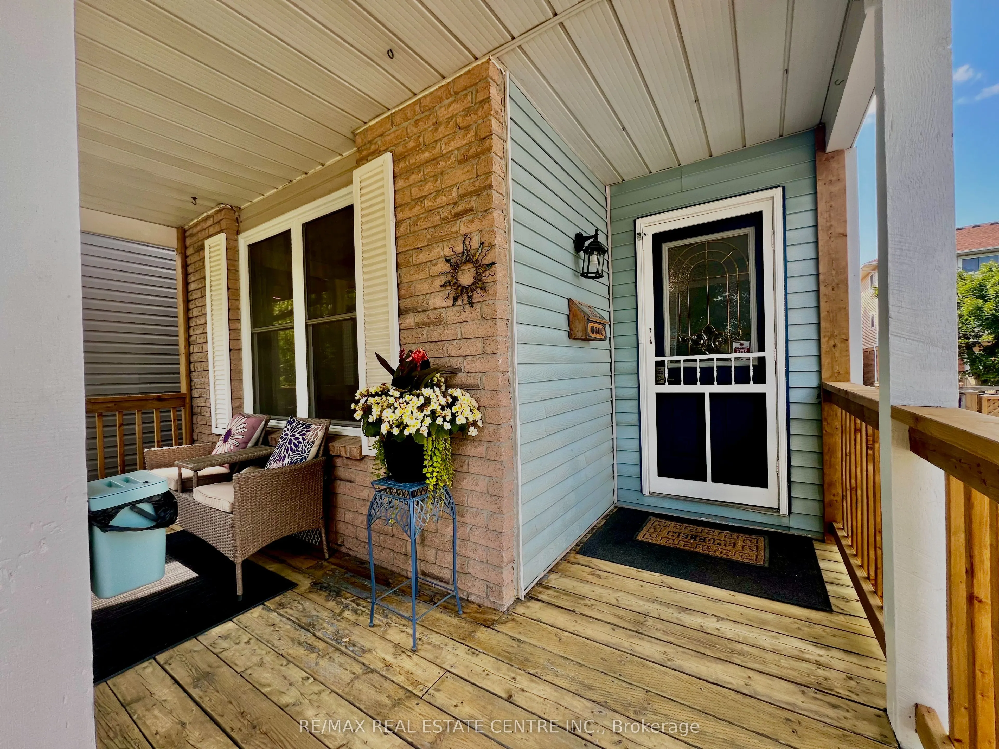 504 Pineview Gardens