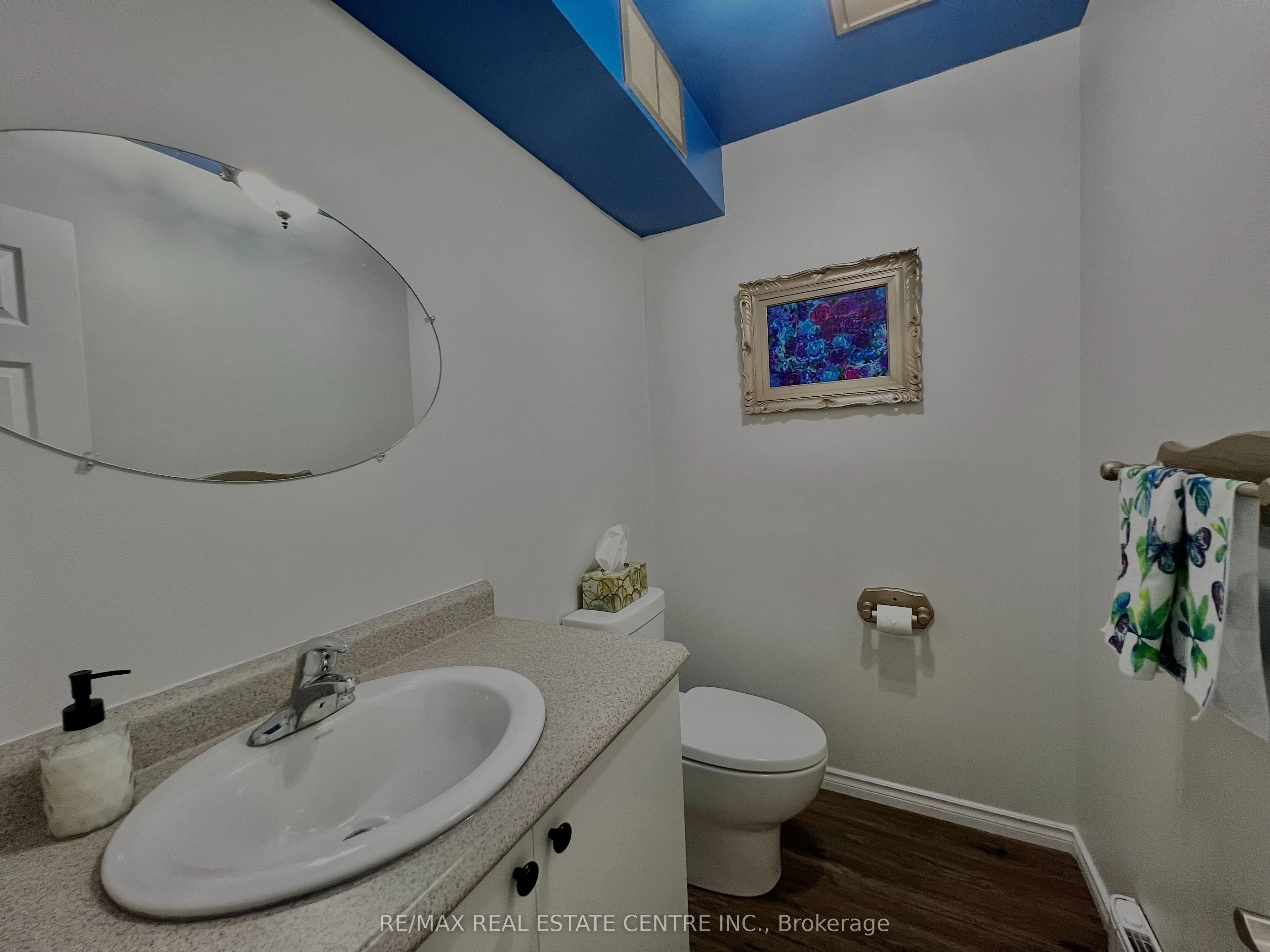 504 Pineview Gardens