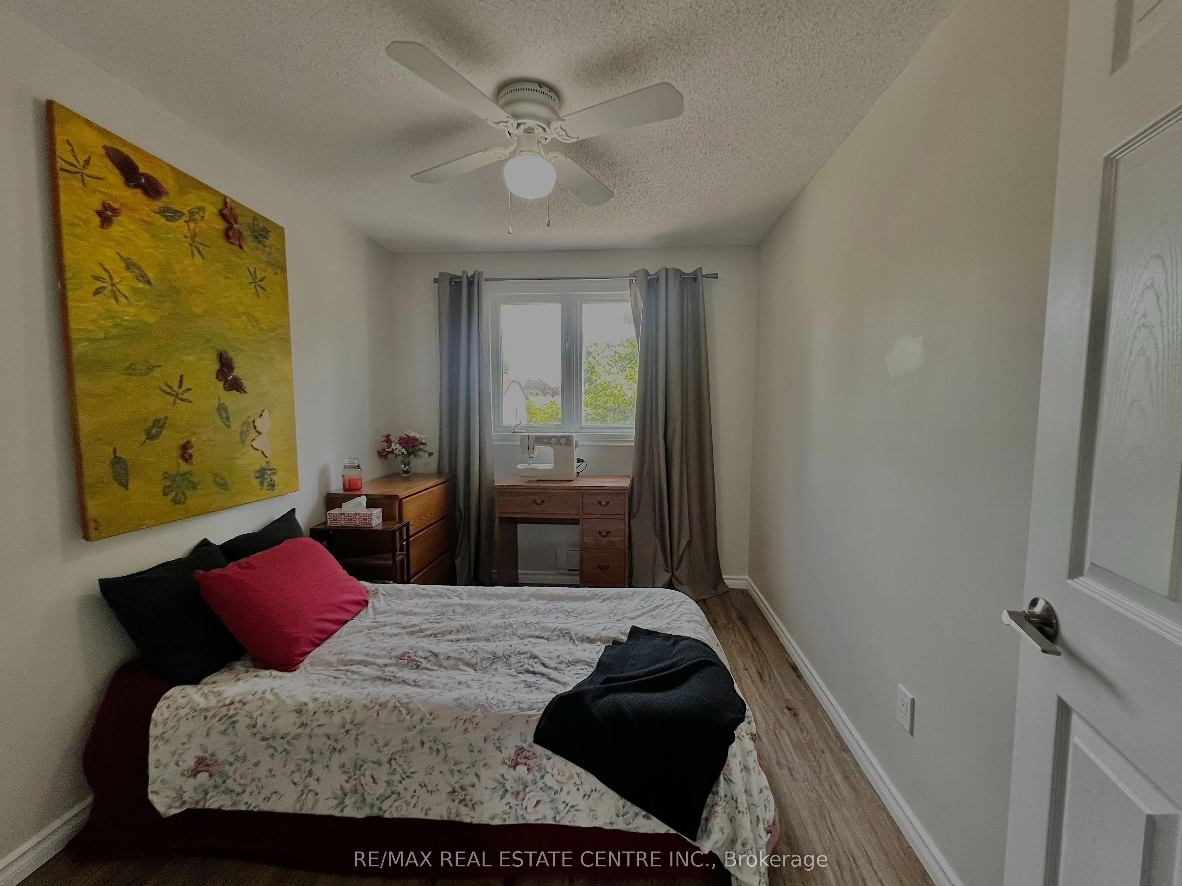 504 Pineview Gardens