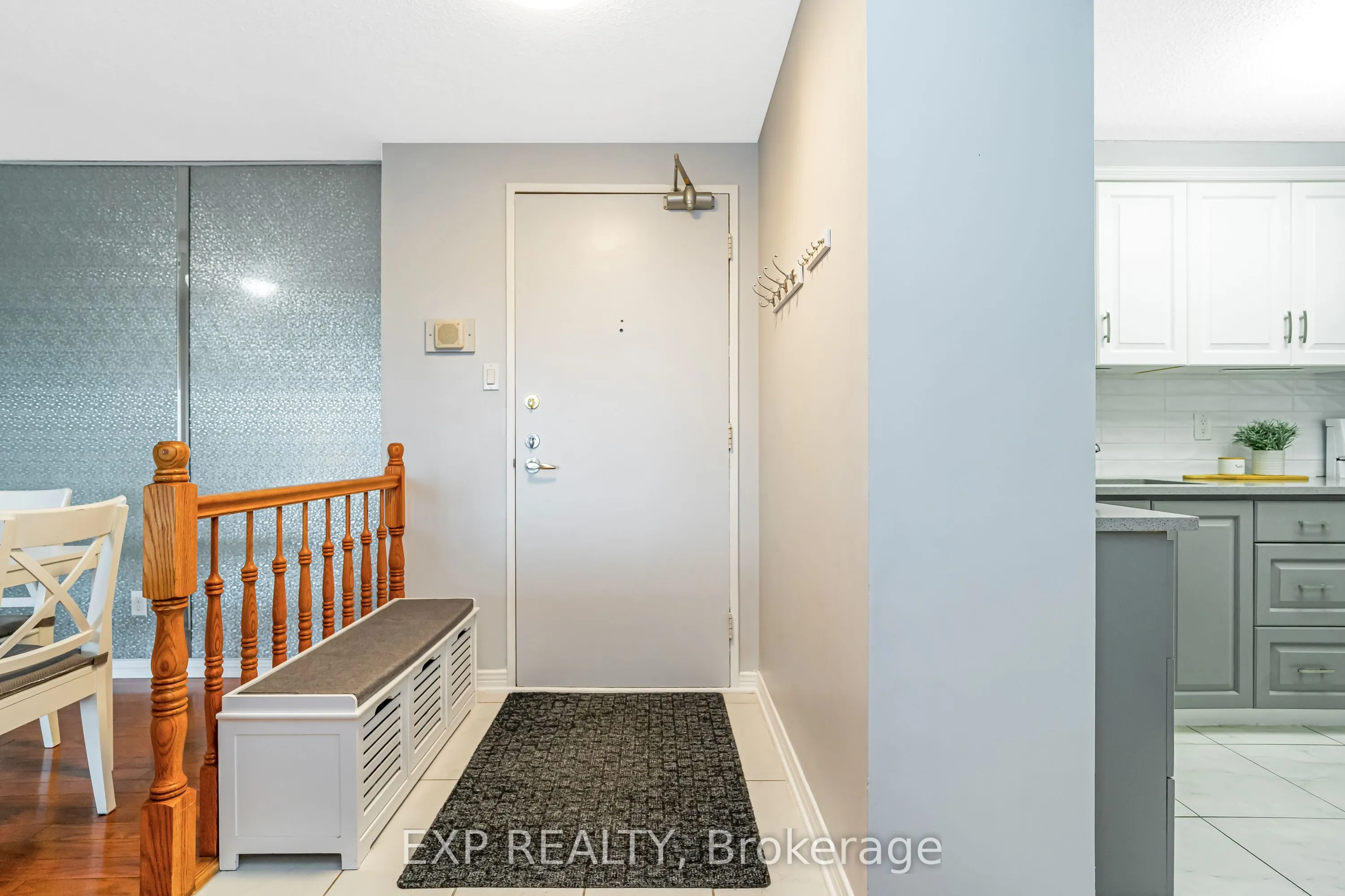 415 Greenview Avenue, #101