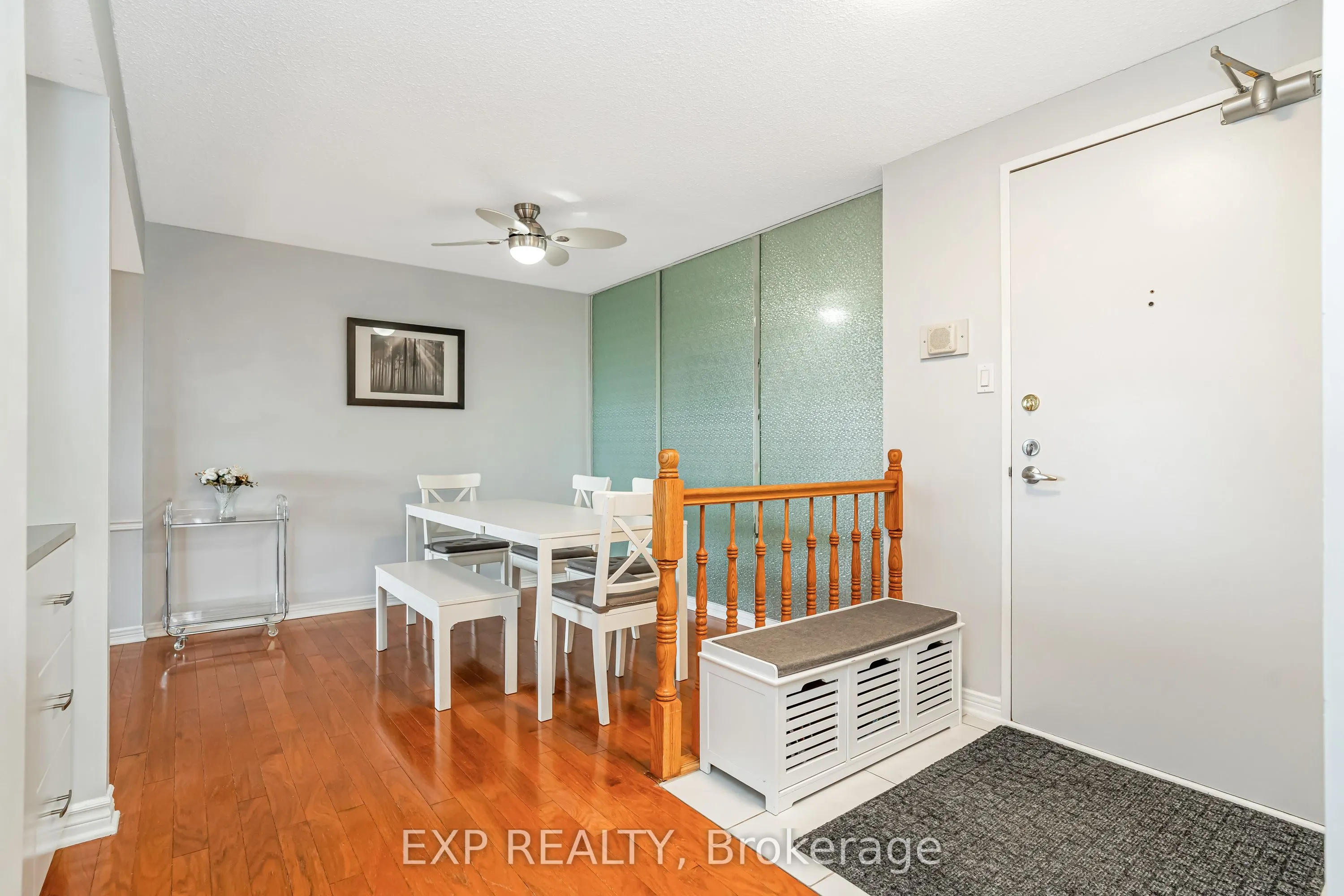 415 Greenview Avenue, #101