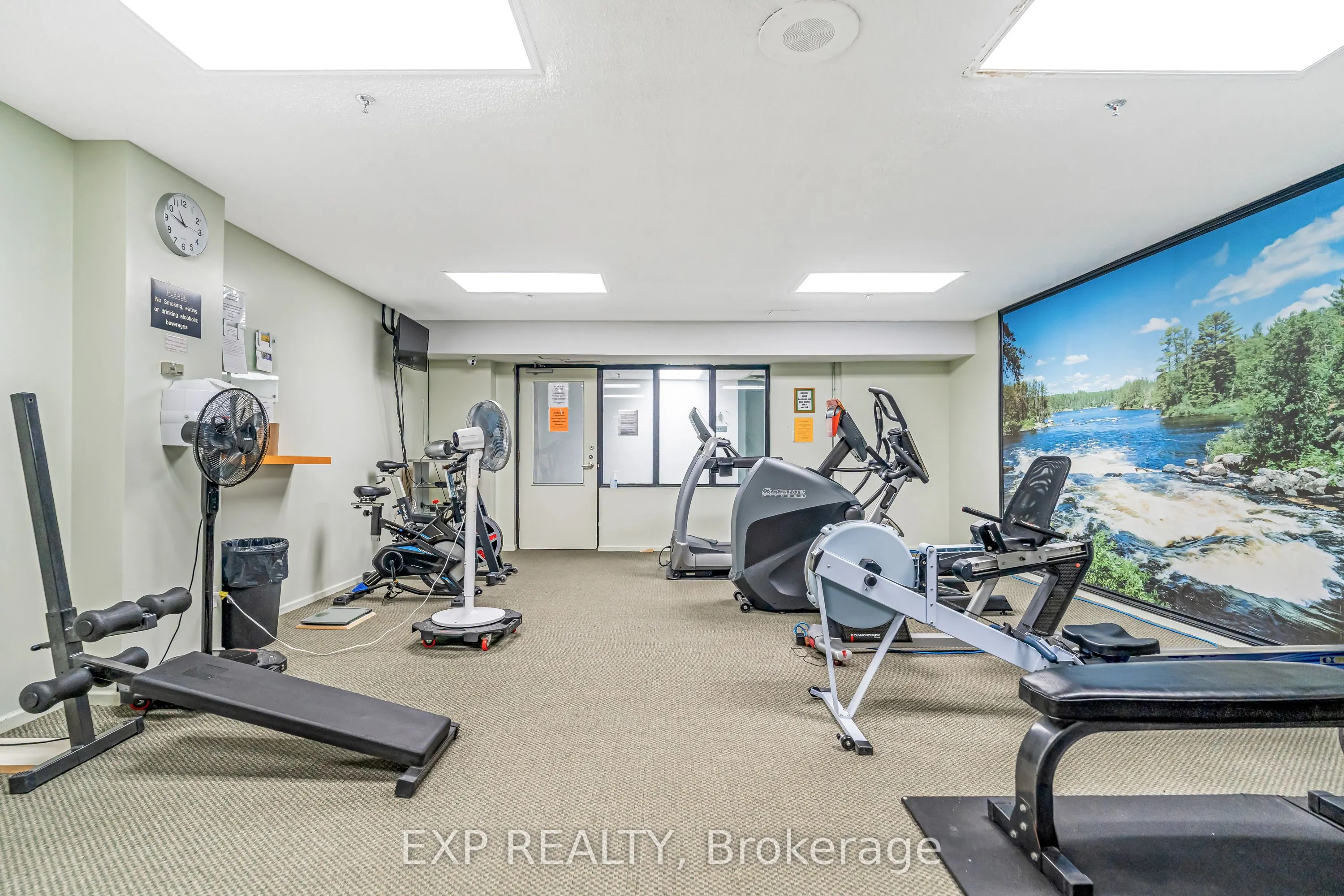415 Greenview Avenue, #101
