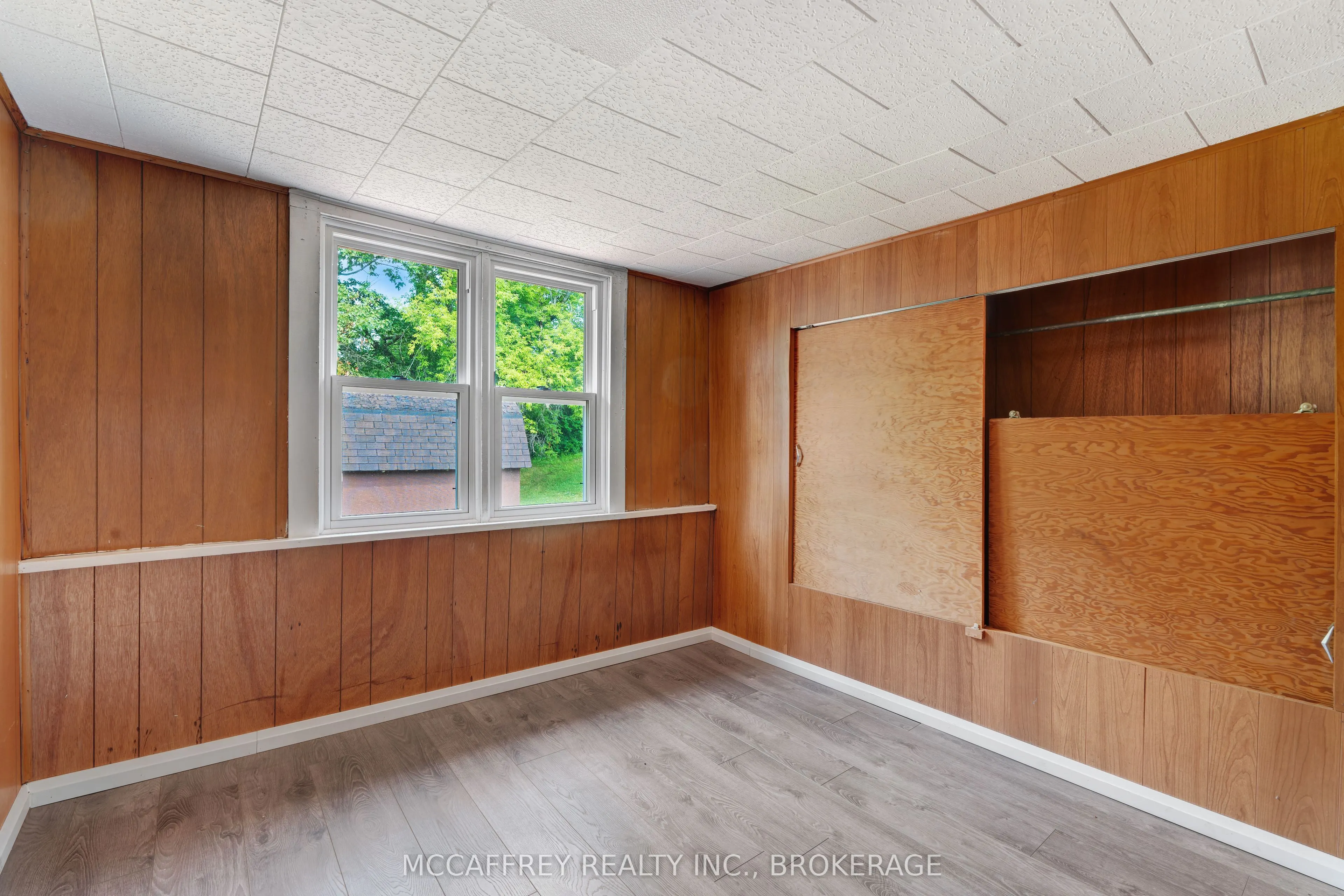 333 Burridge Road