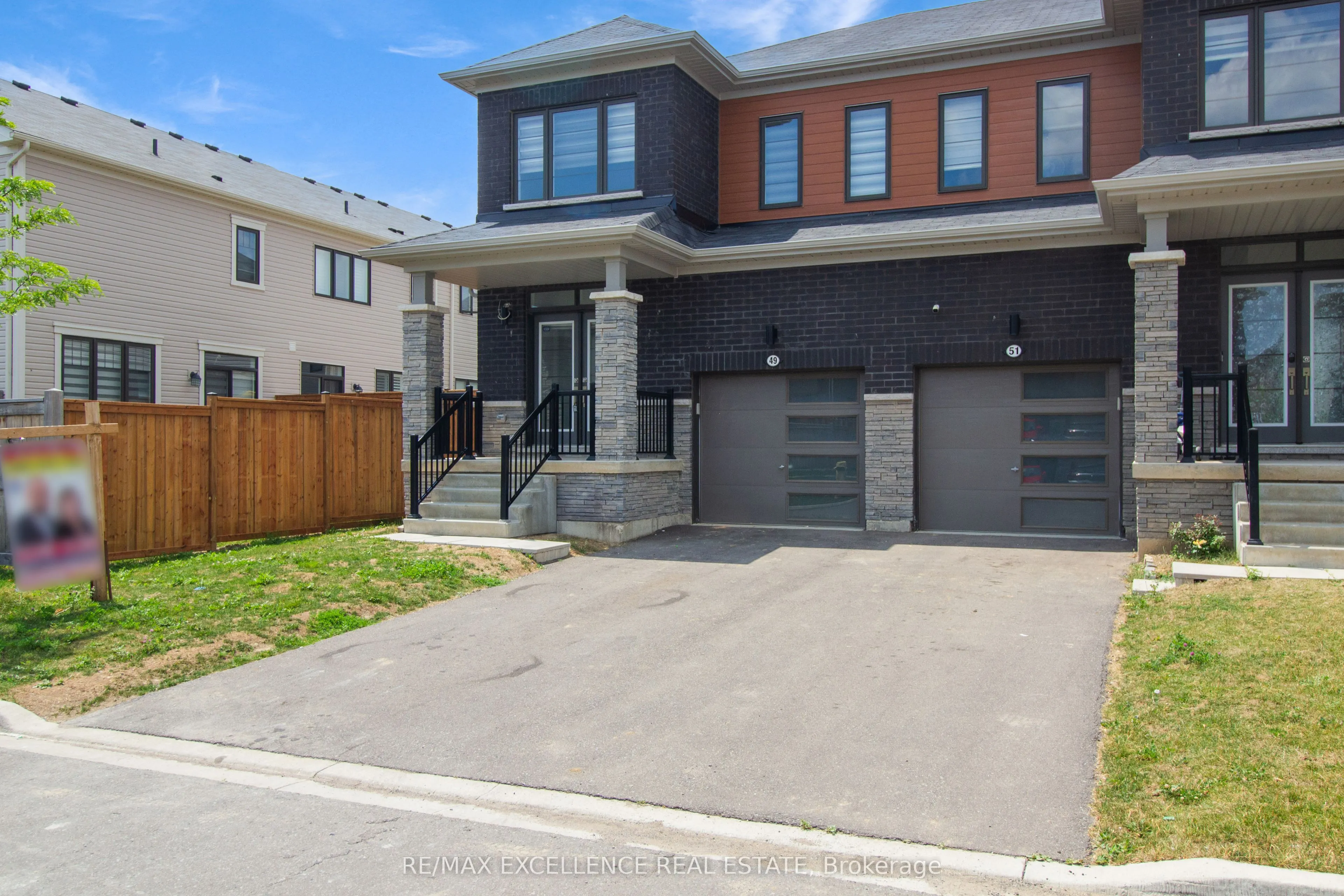 49 MALCOLM Crescent