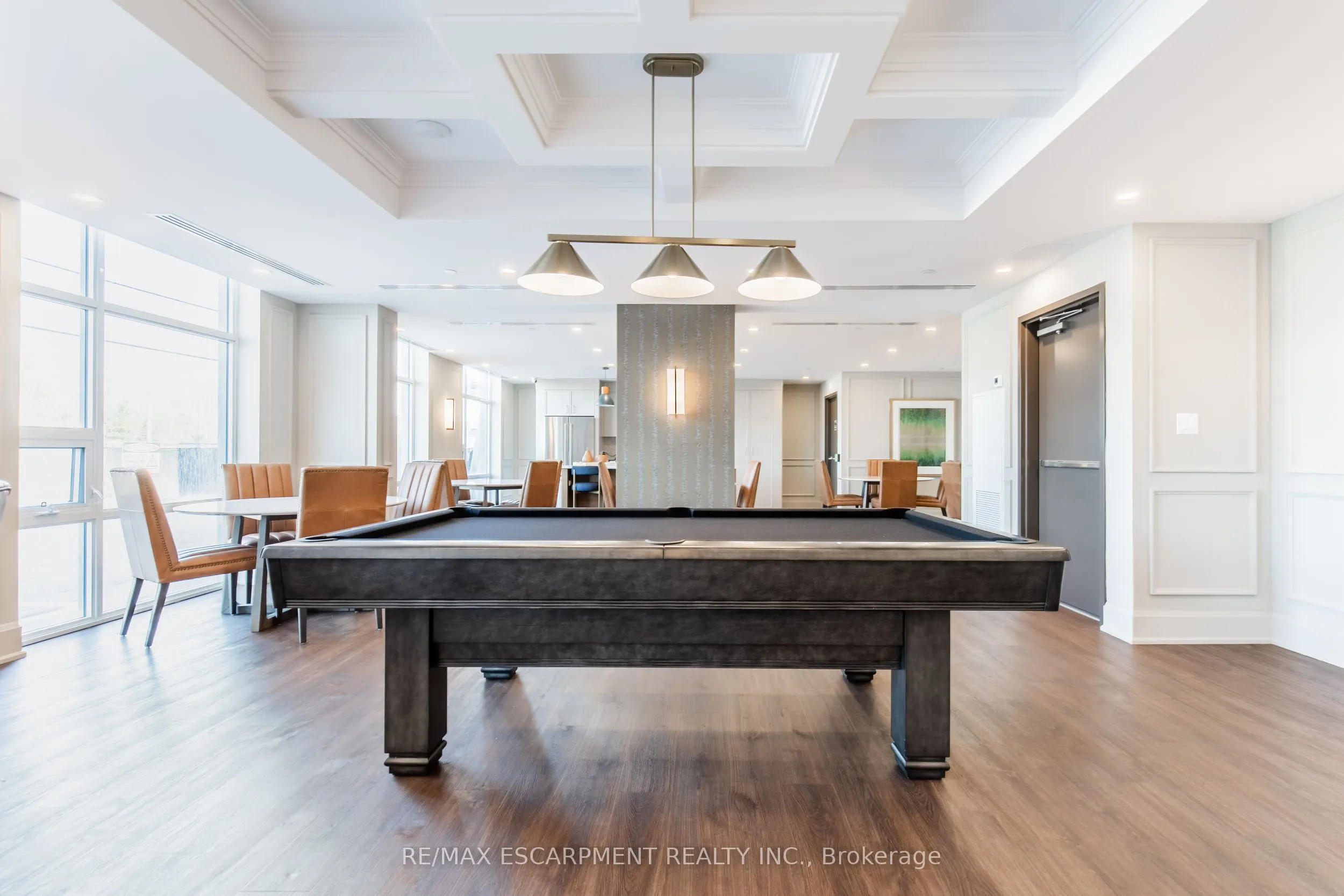 450 Dundas Street, #303