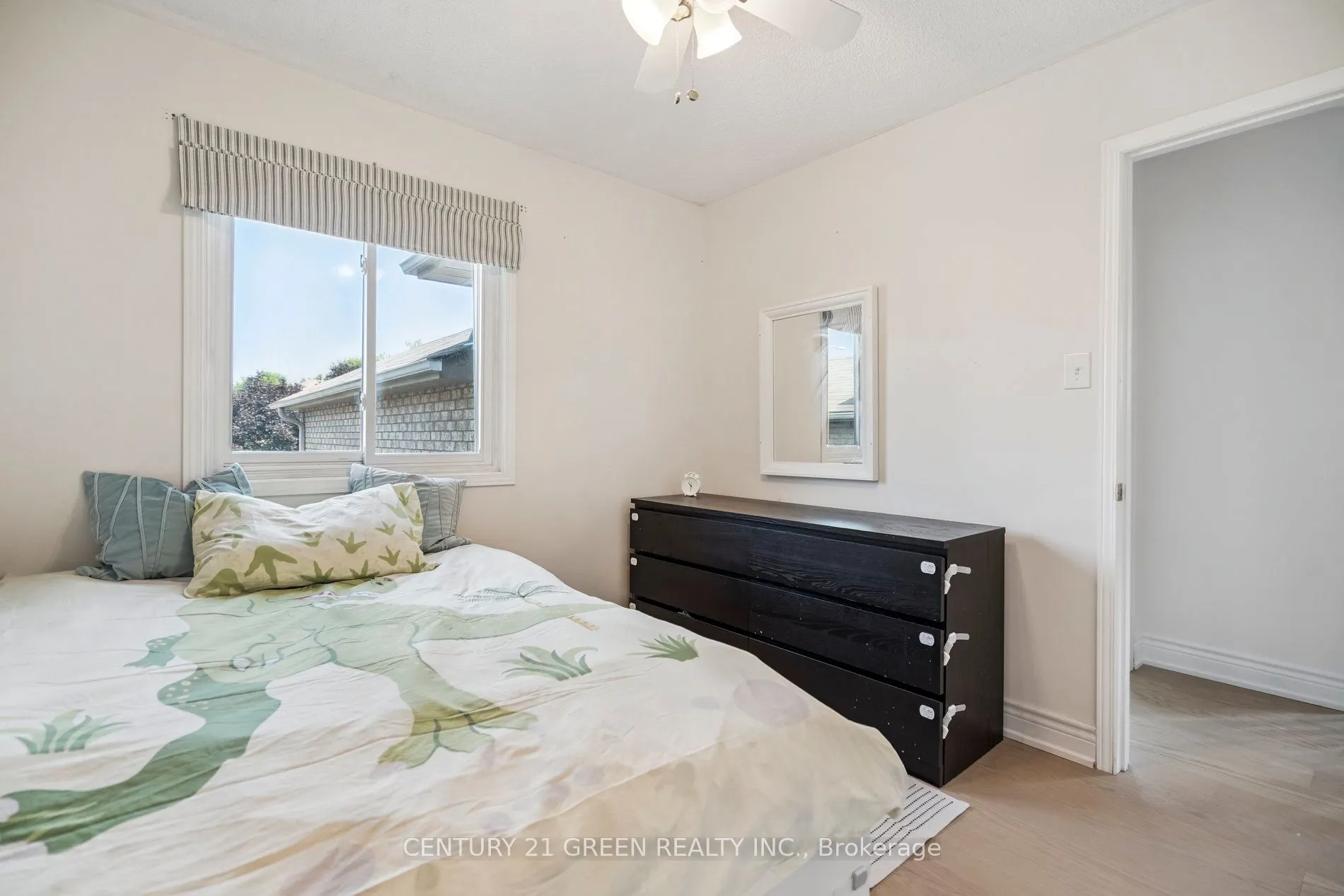 102 Niska Drive