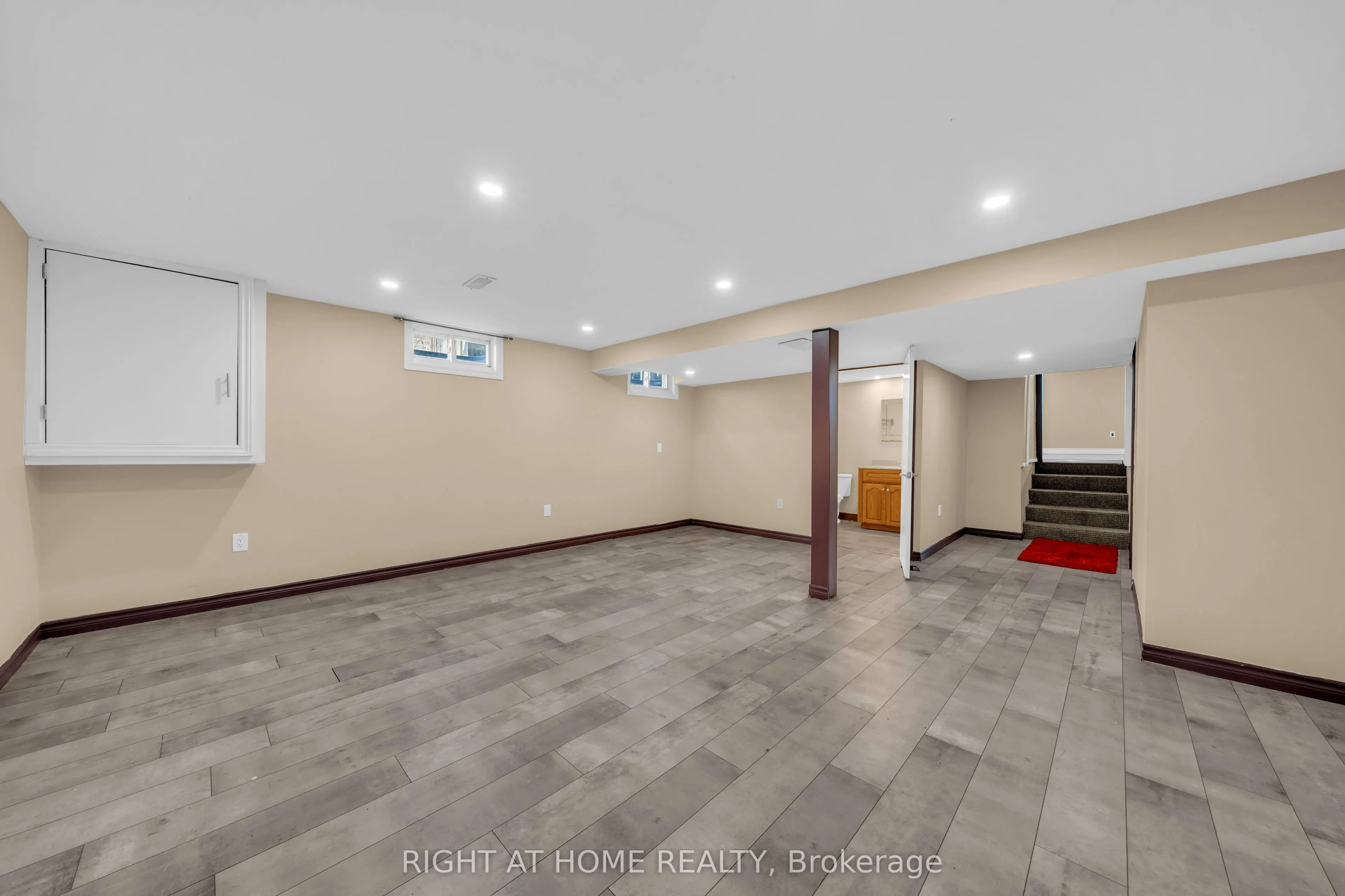 7651 Swan Street