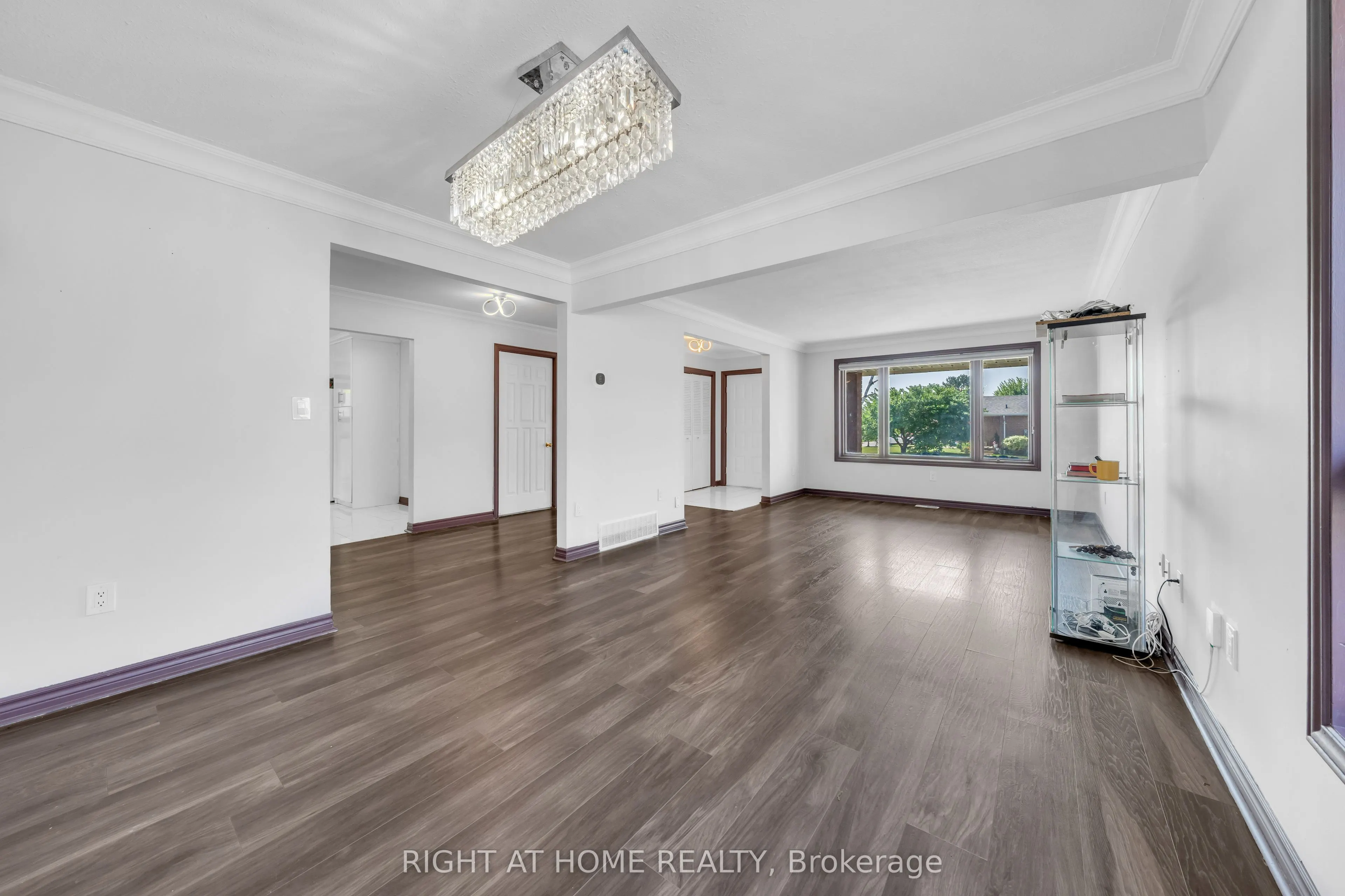 7651 Swan Street