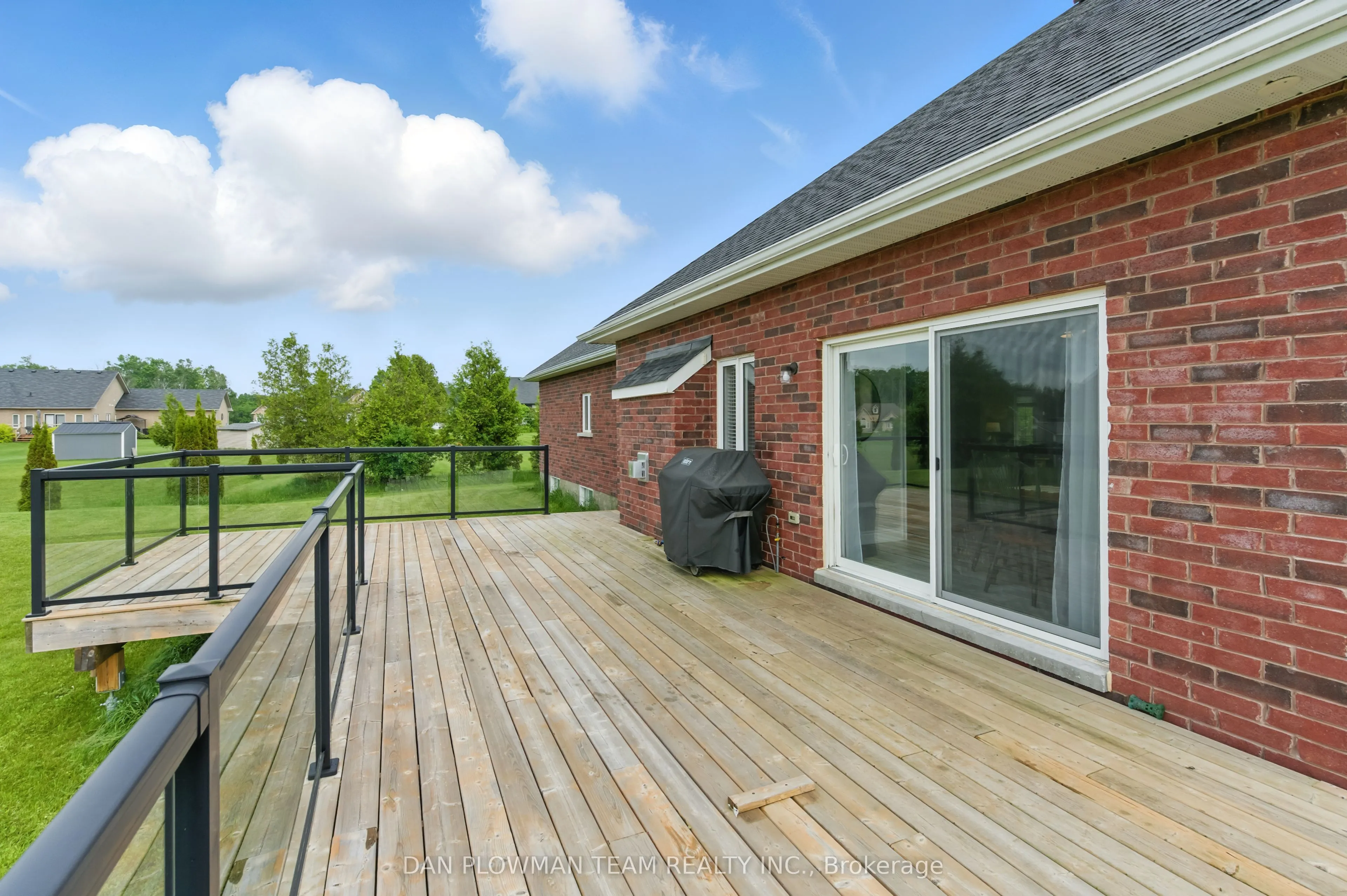 47 Songbird Crescent