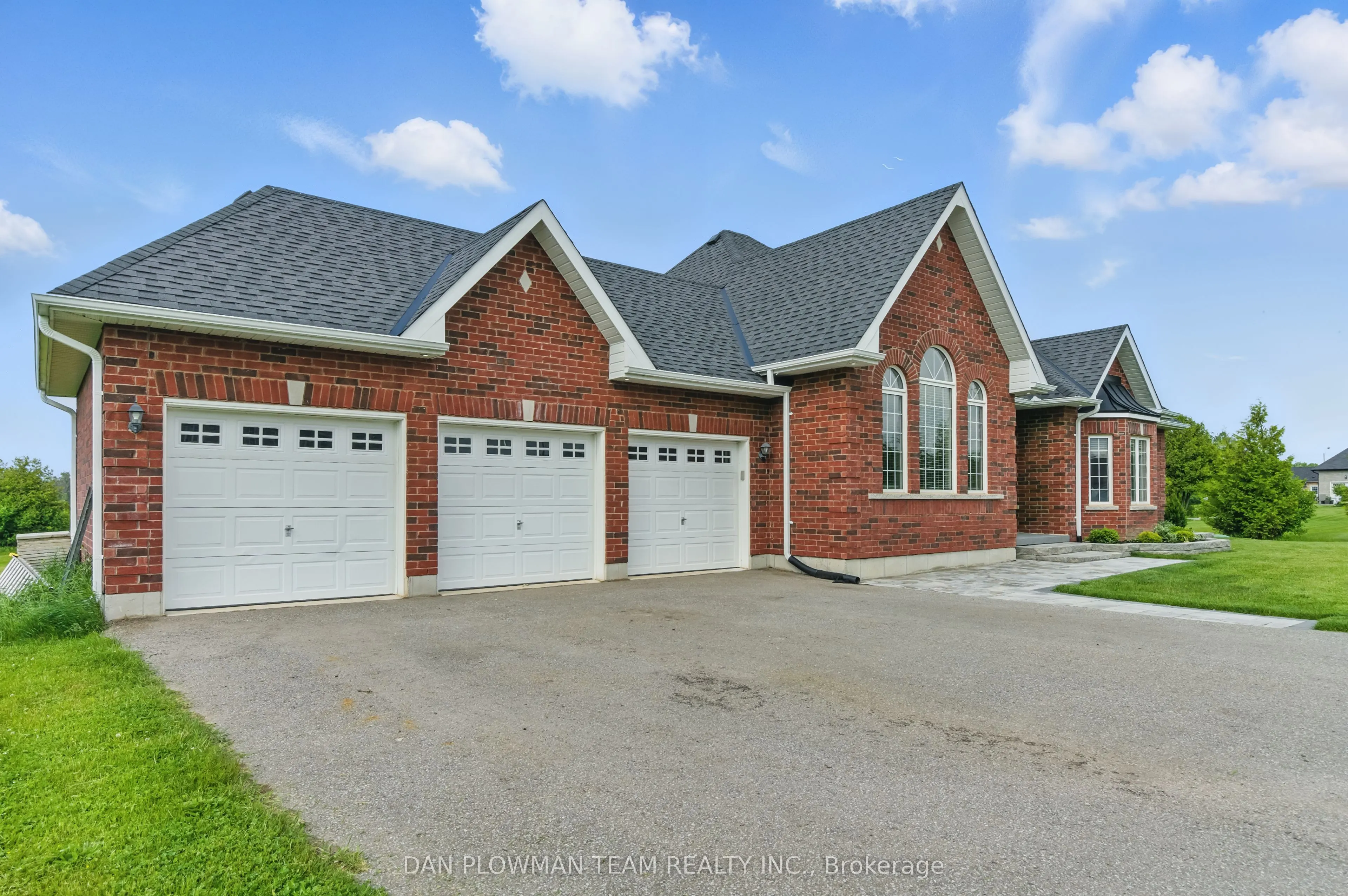 47 Songbird Crescent