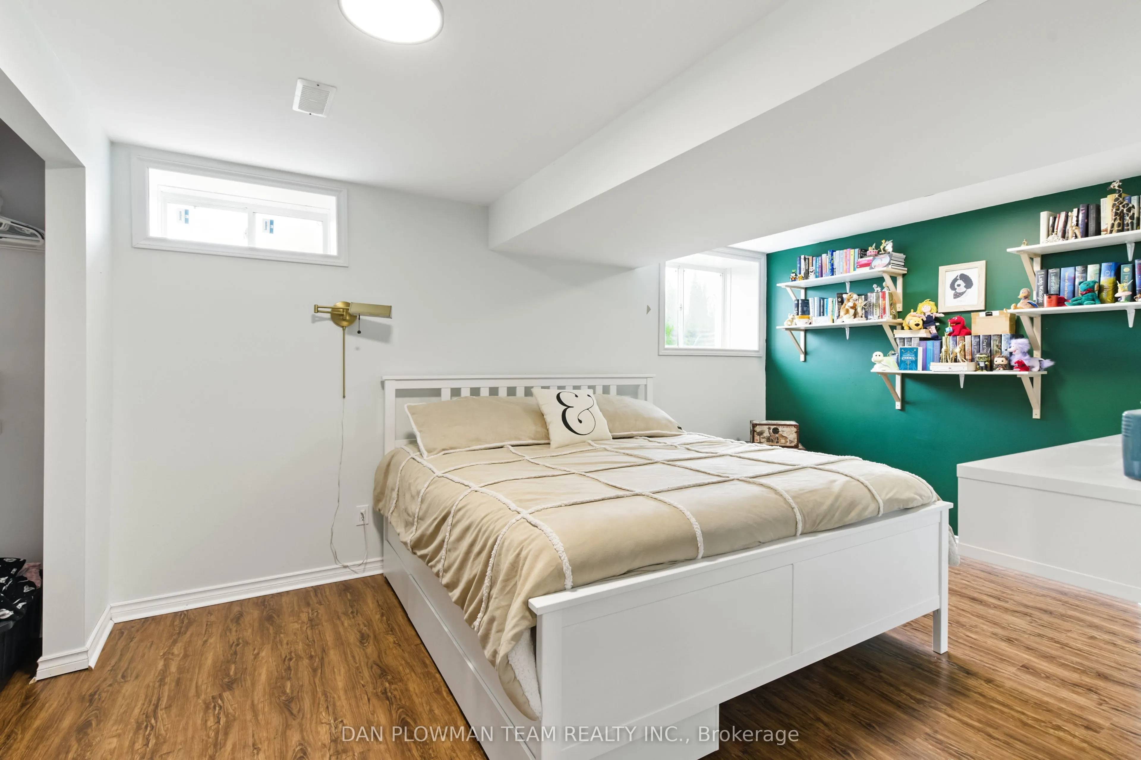 47 Songbird Crescent