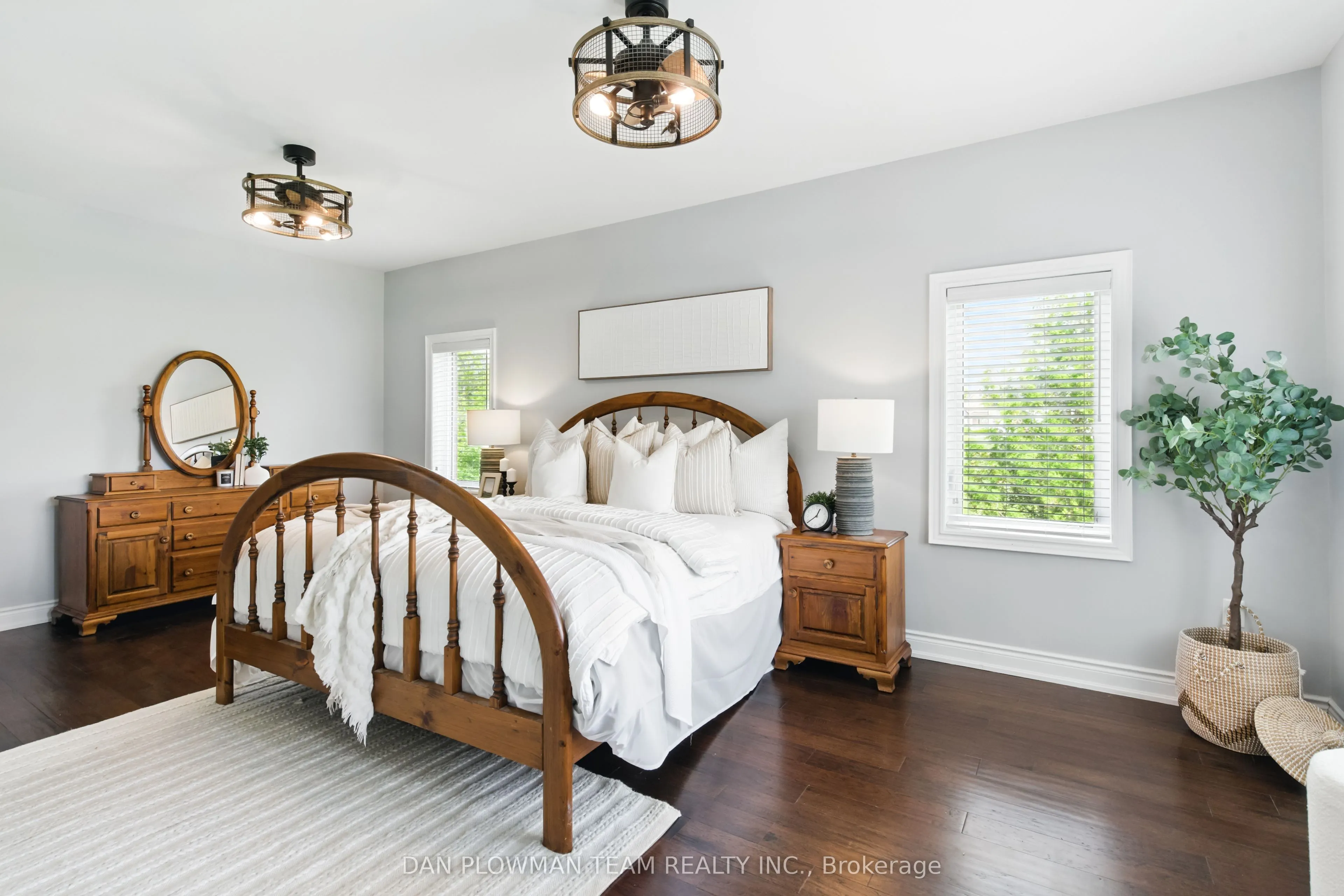 47 Songbird Crescent