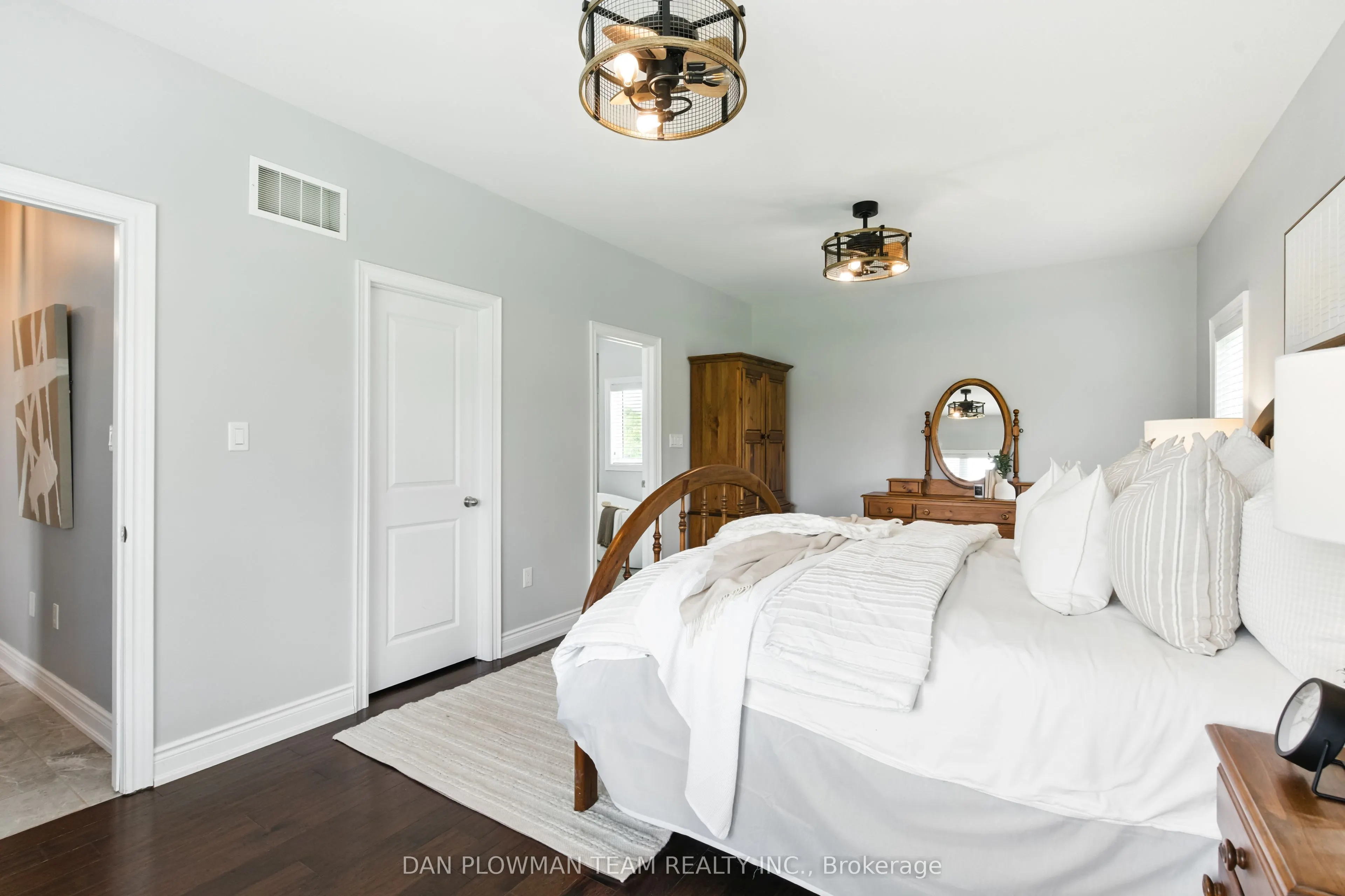47 Songbird Crescent