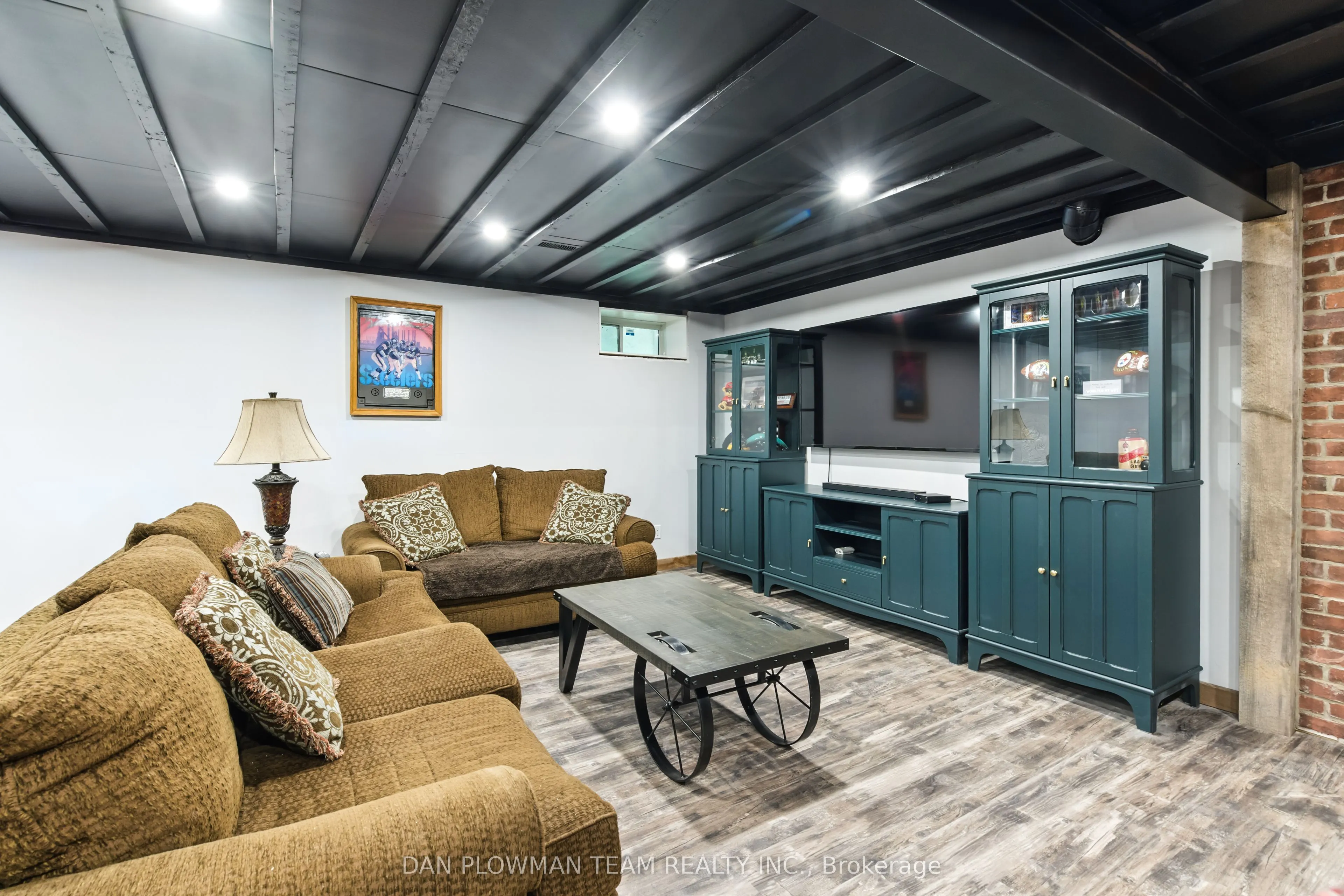 47 Songbird Crescent