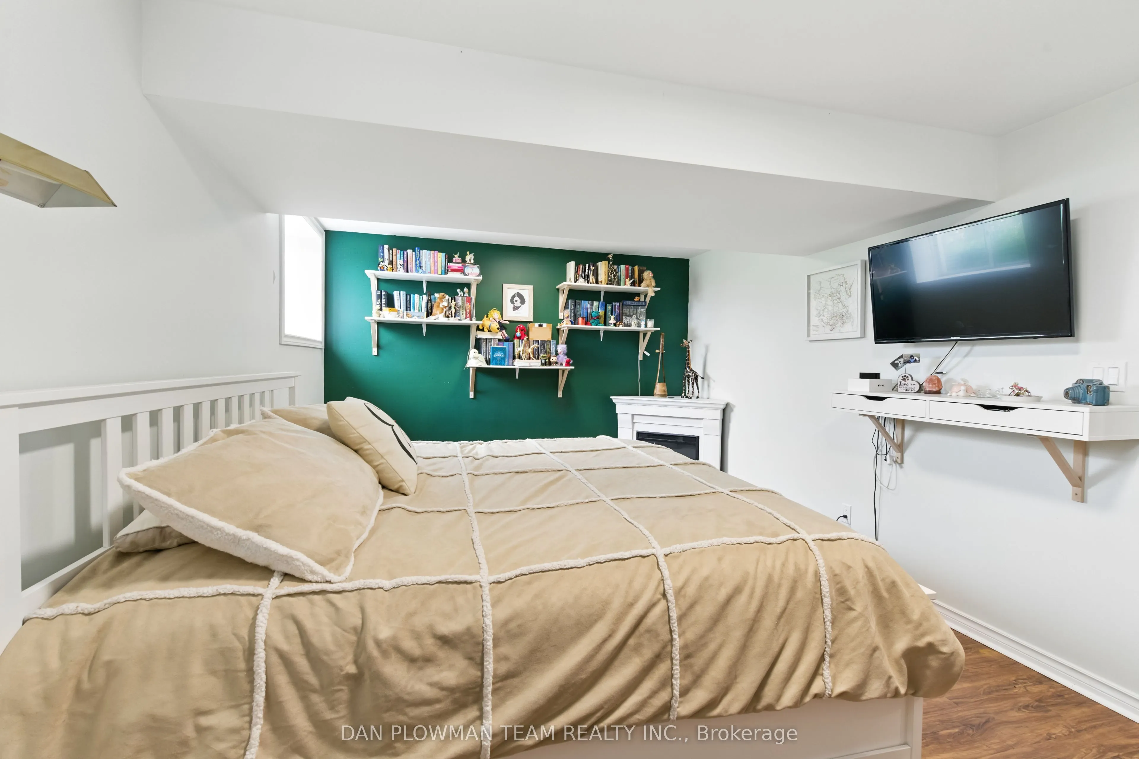 47 Songbird Crescent