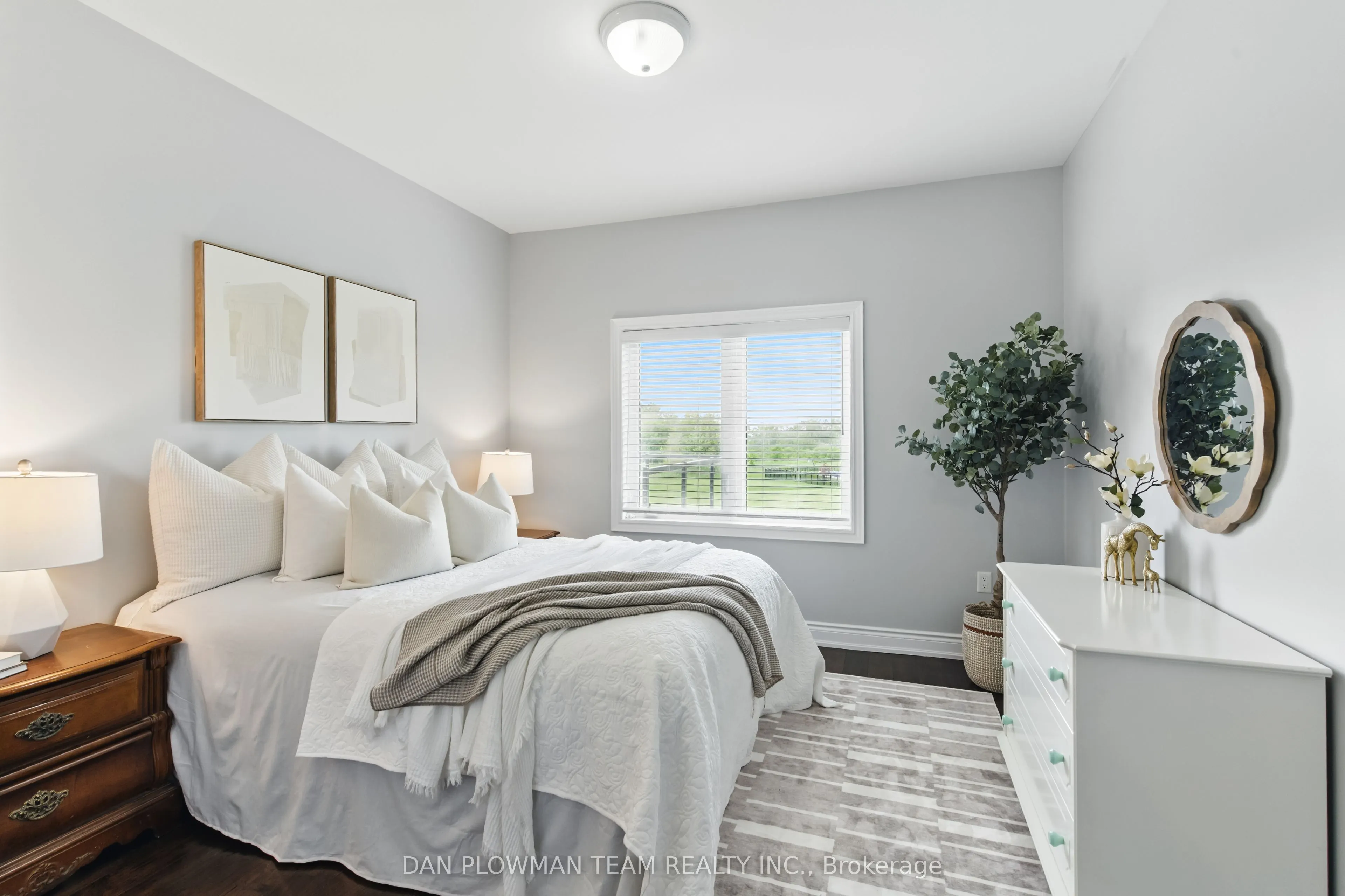 47 Songbird Crescent