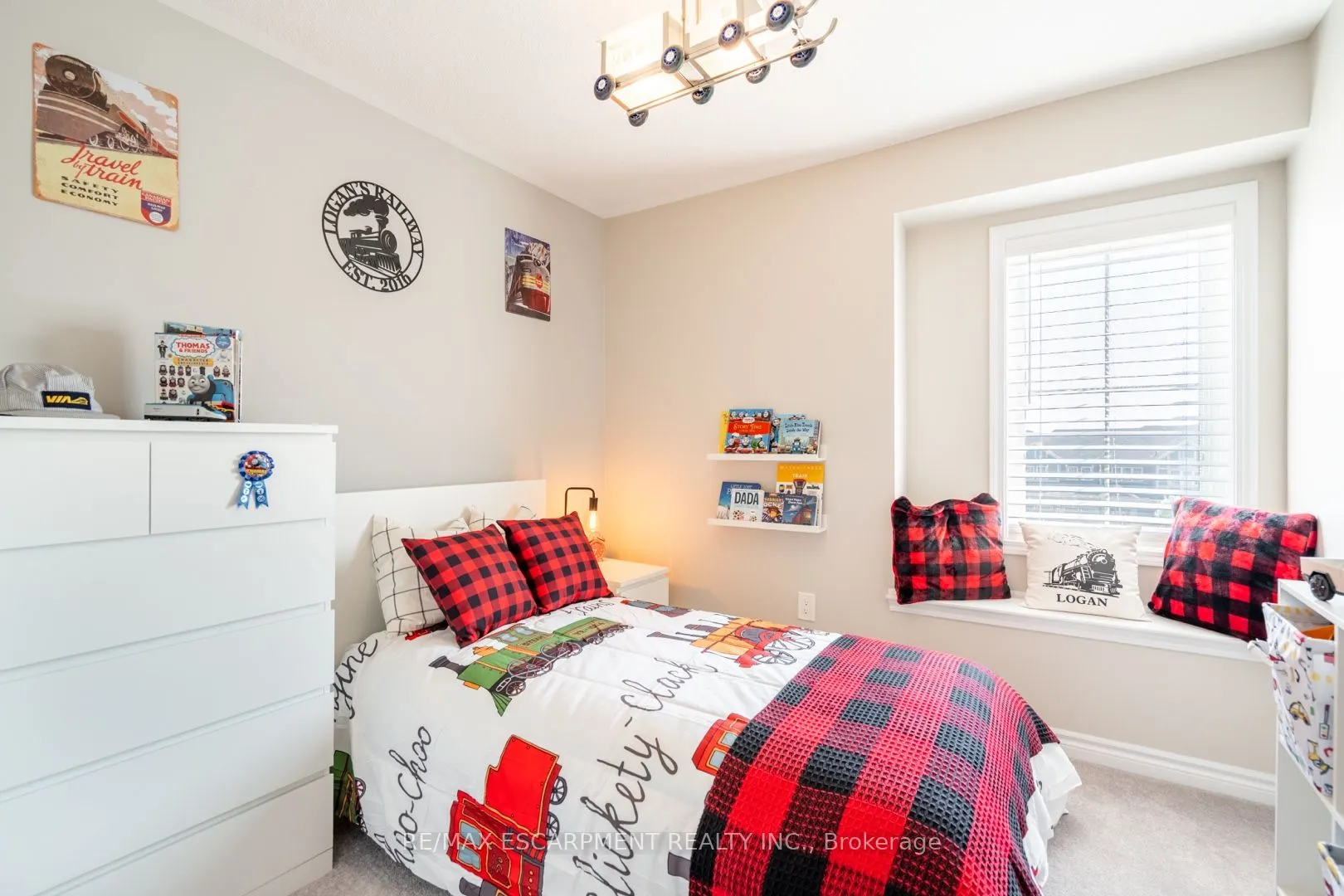 230 Avonsyde Boulevard, #15