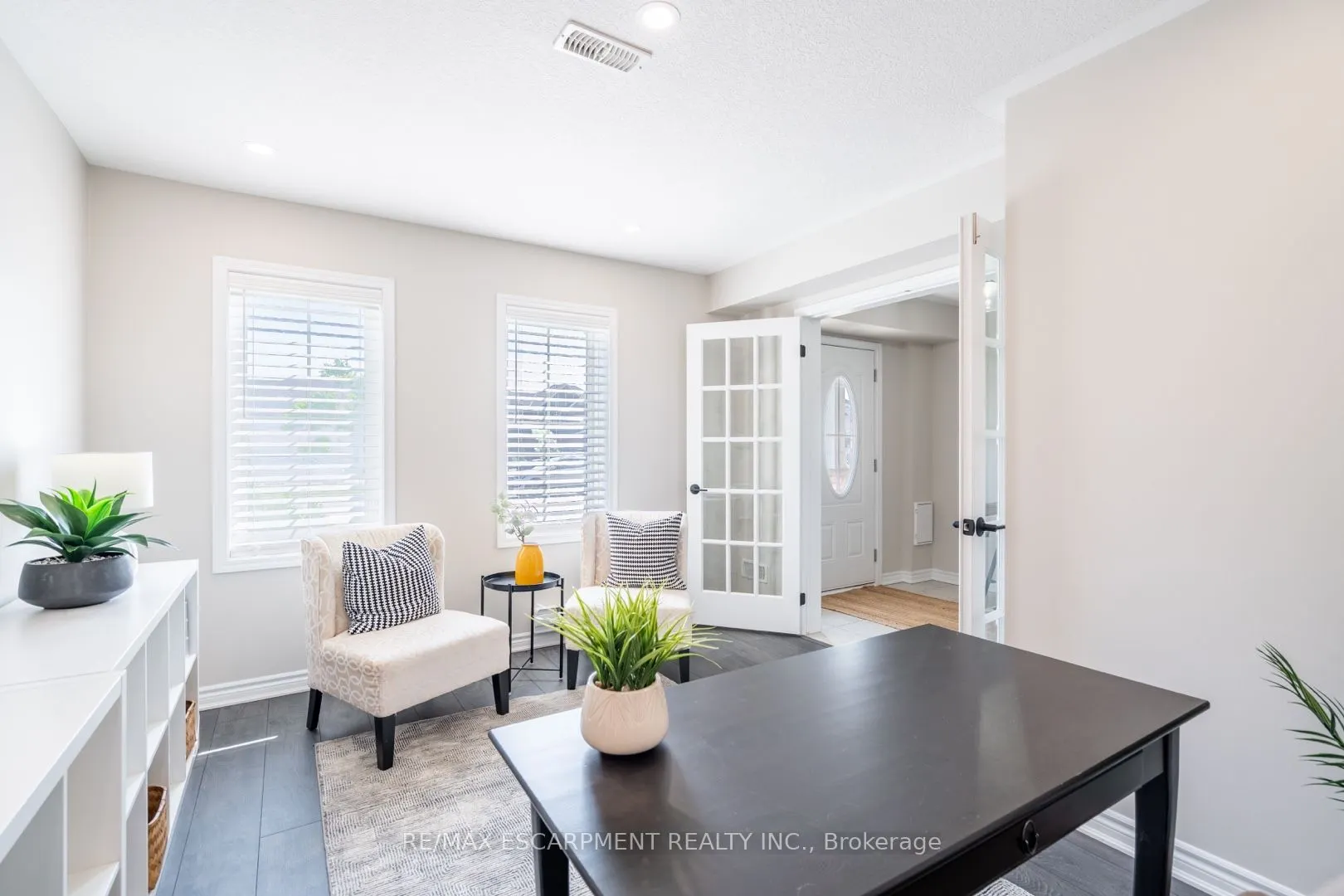 230 Avonsyde Boulevard, #15