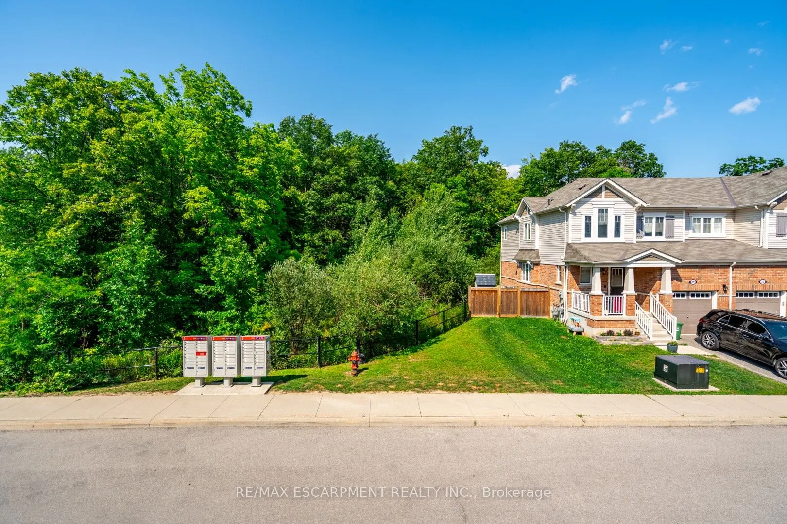 230 Avonsyde Boulevard, #15
