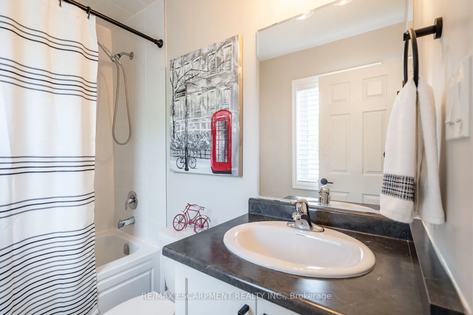 230 Avonsyde Boulevard, #15