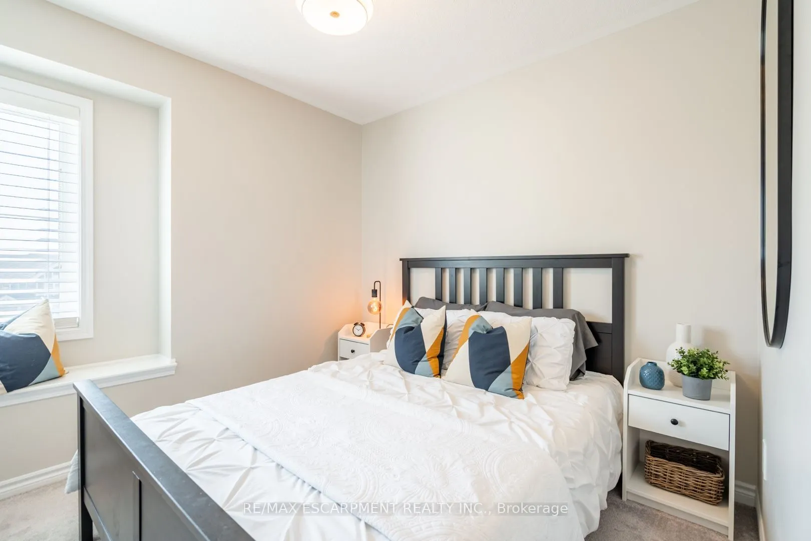 230 Avonsyde Boulevard, #15
