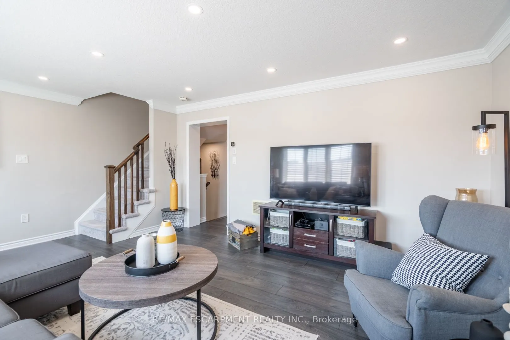 230 Avonsyde Boulevard, #15