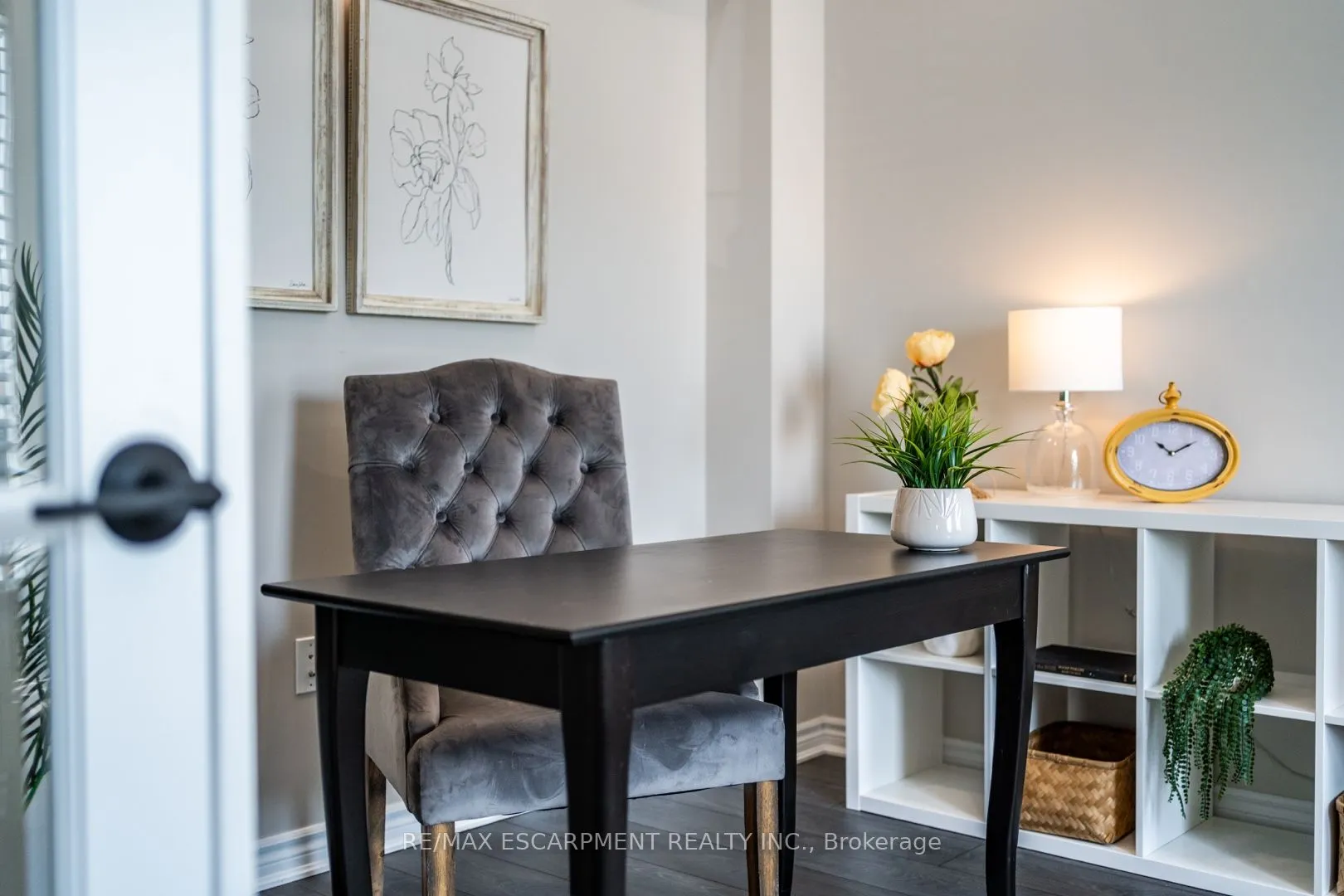 230 Avonsyde Boulevard, #15