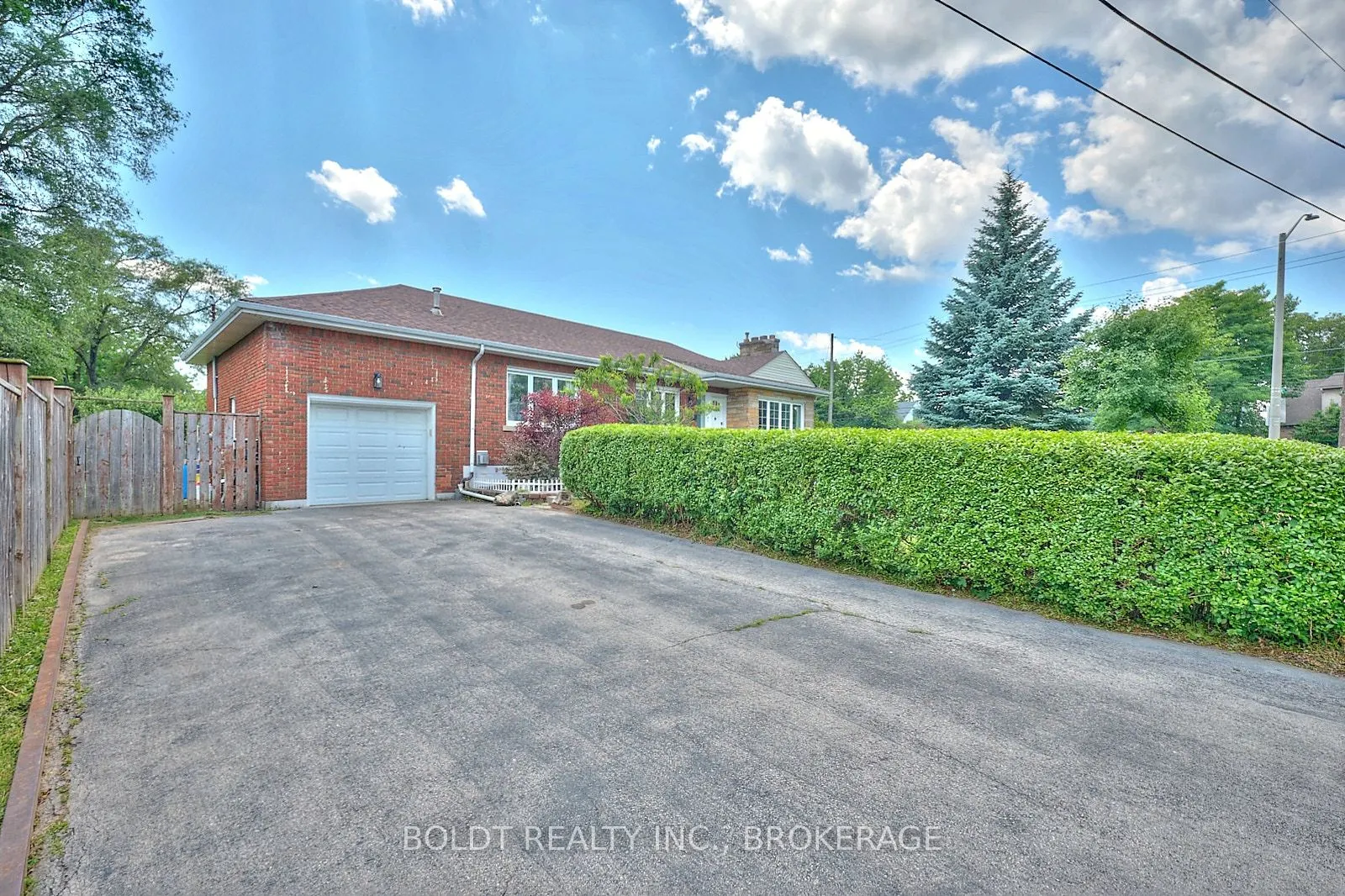 79 Felker Avenue S
