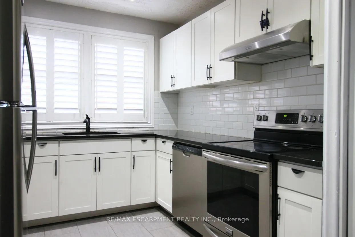 176 East 32nd Street, #1