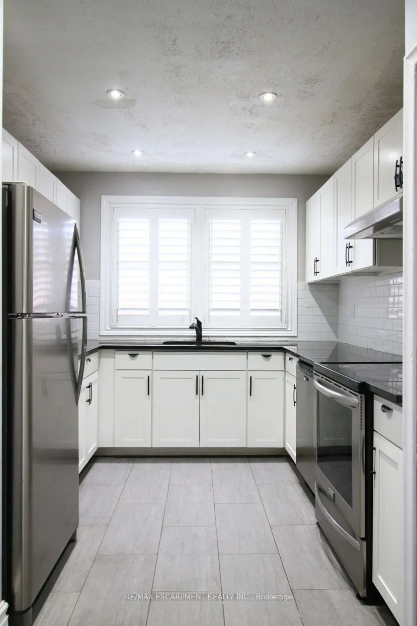 176 East 32nd Street, #1
