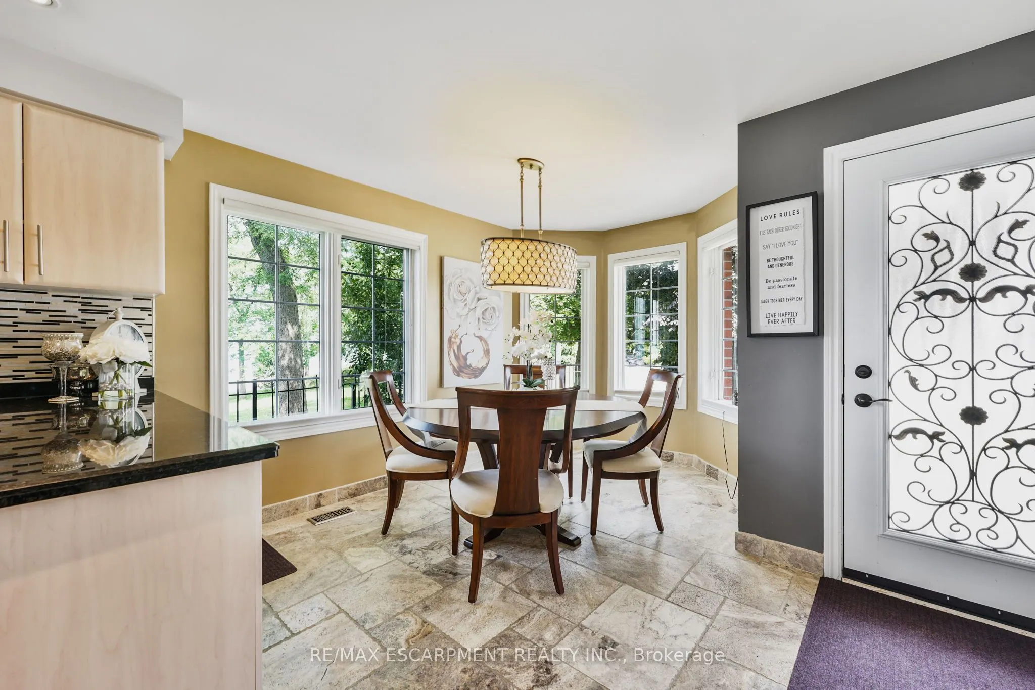 491-493 Dewitt Road