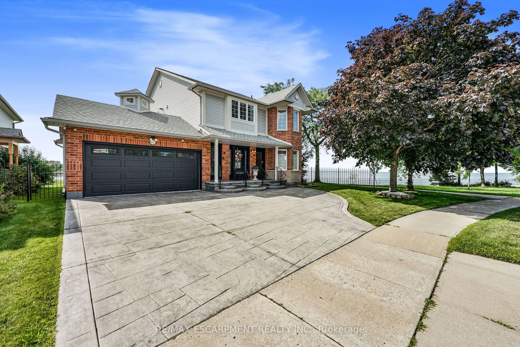491-493 Dewitt Road