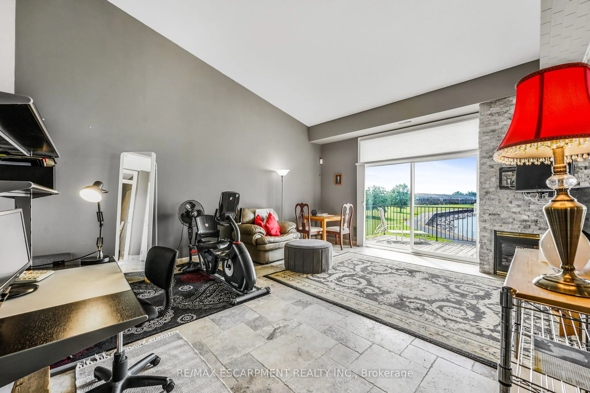 491-493 Dewitt Road