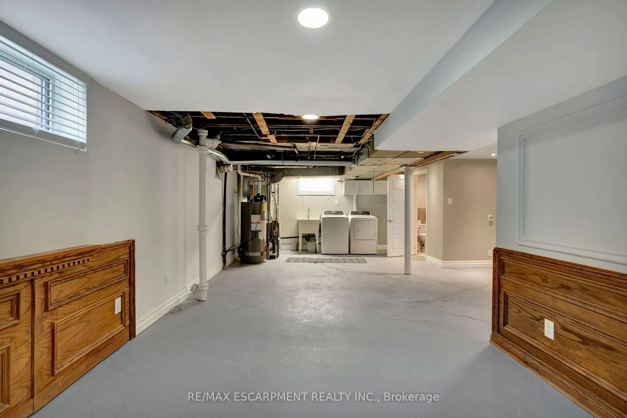 131 East 42nd Street