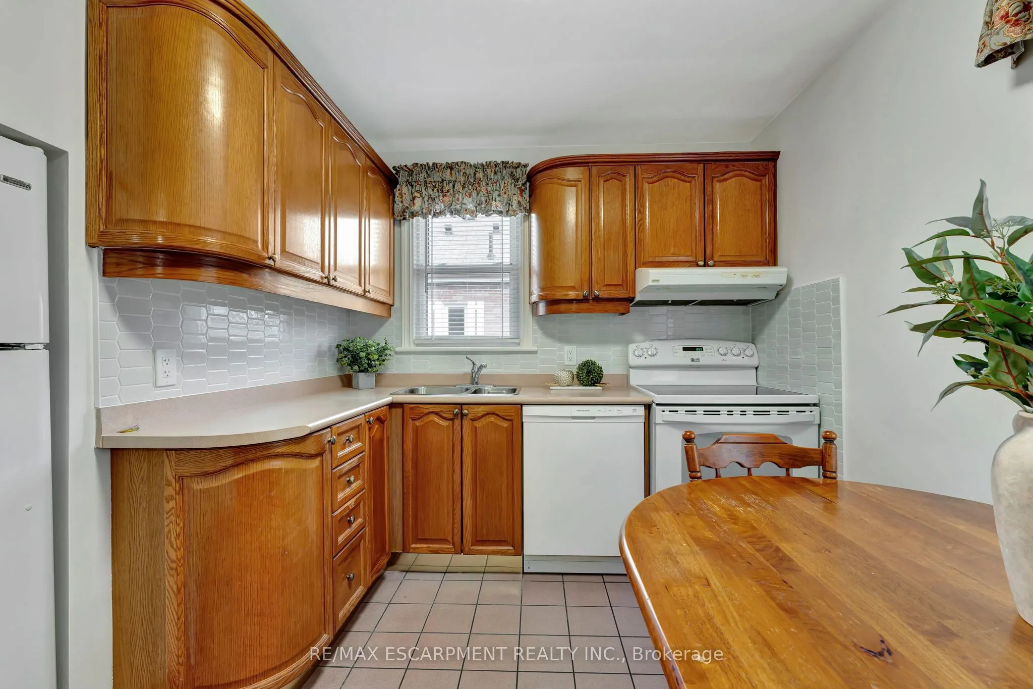 131 East 42nd Street