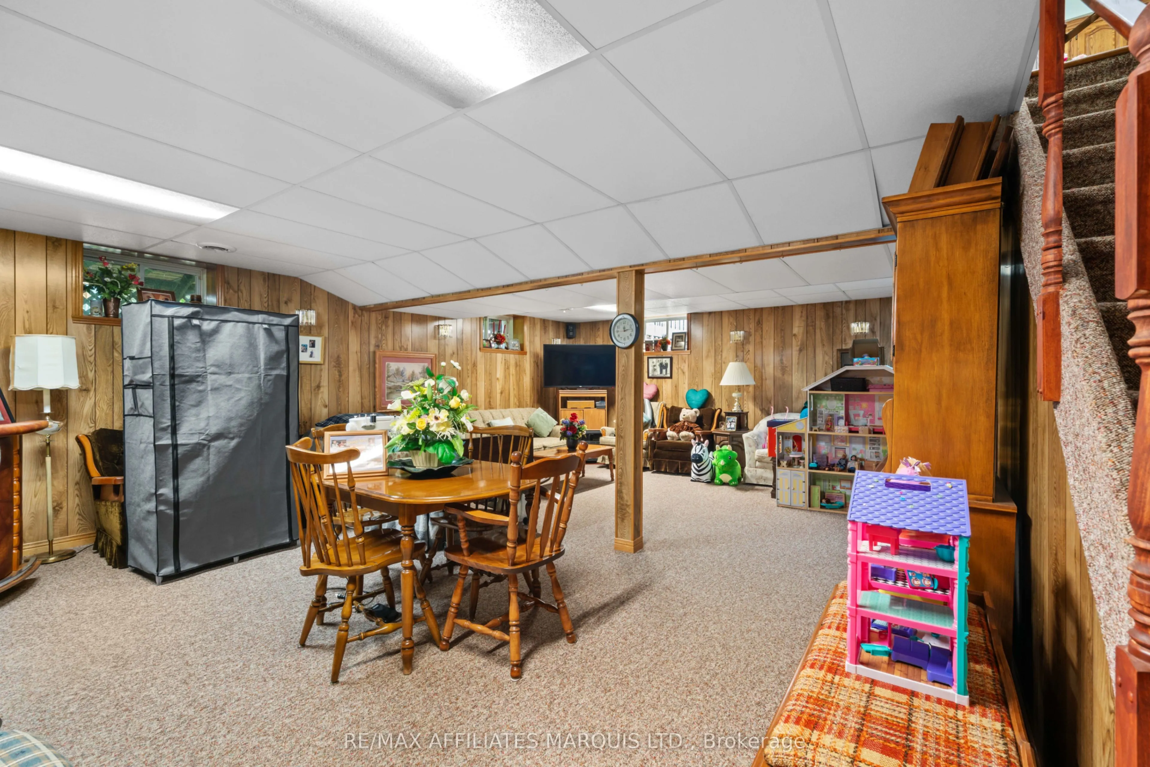 5454 Nine Mile Road