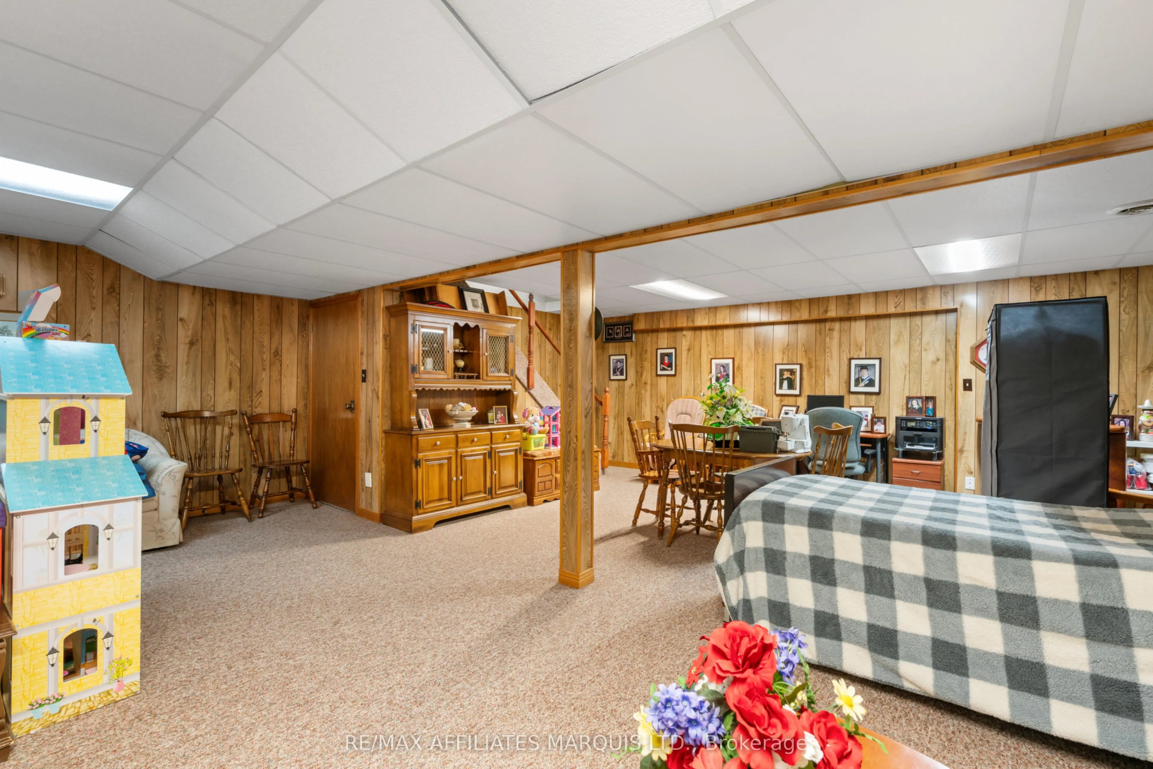 5454 Nine Mile Road