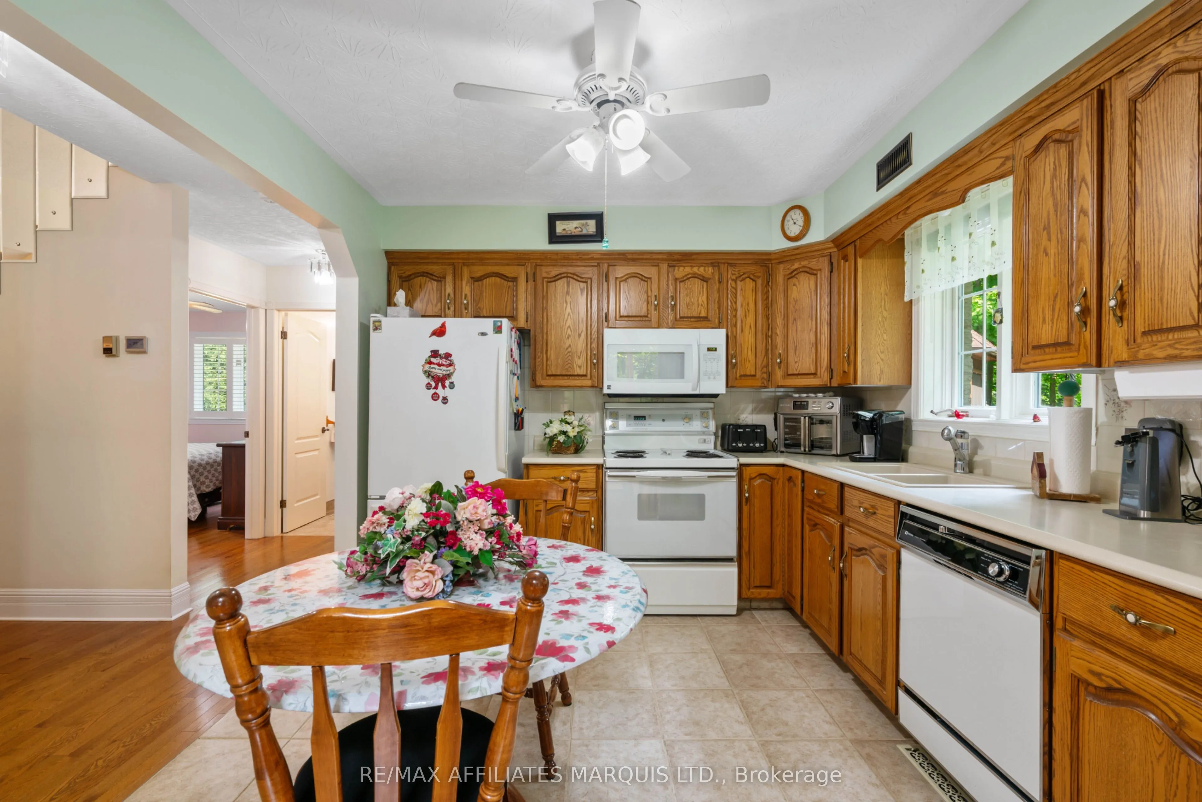 5454 Nine Mile Road