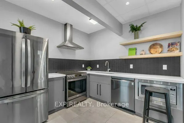 108 Garment Street, #612
