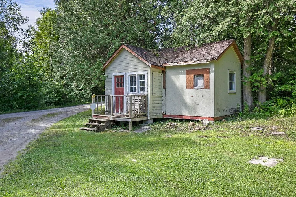 15 Cedar Nook Road