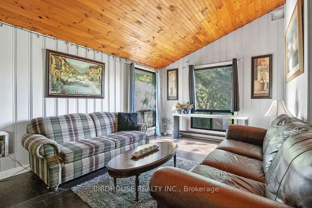 15 Cedar Nook Road
