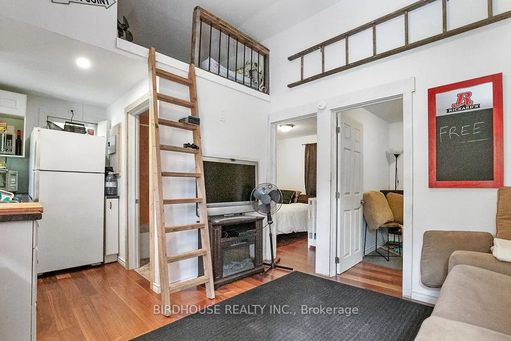 15 Cedar Nook Road