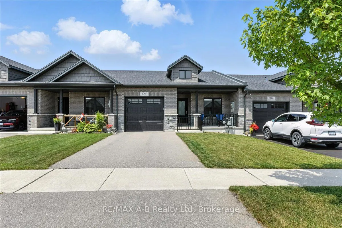 106 Ridgewood Crescent
