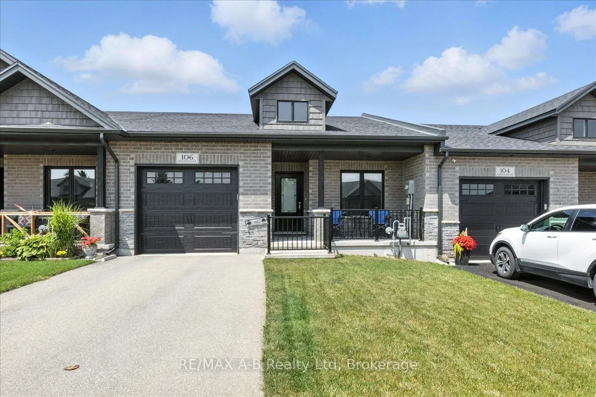 106 Ridgewood Crescent